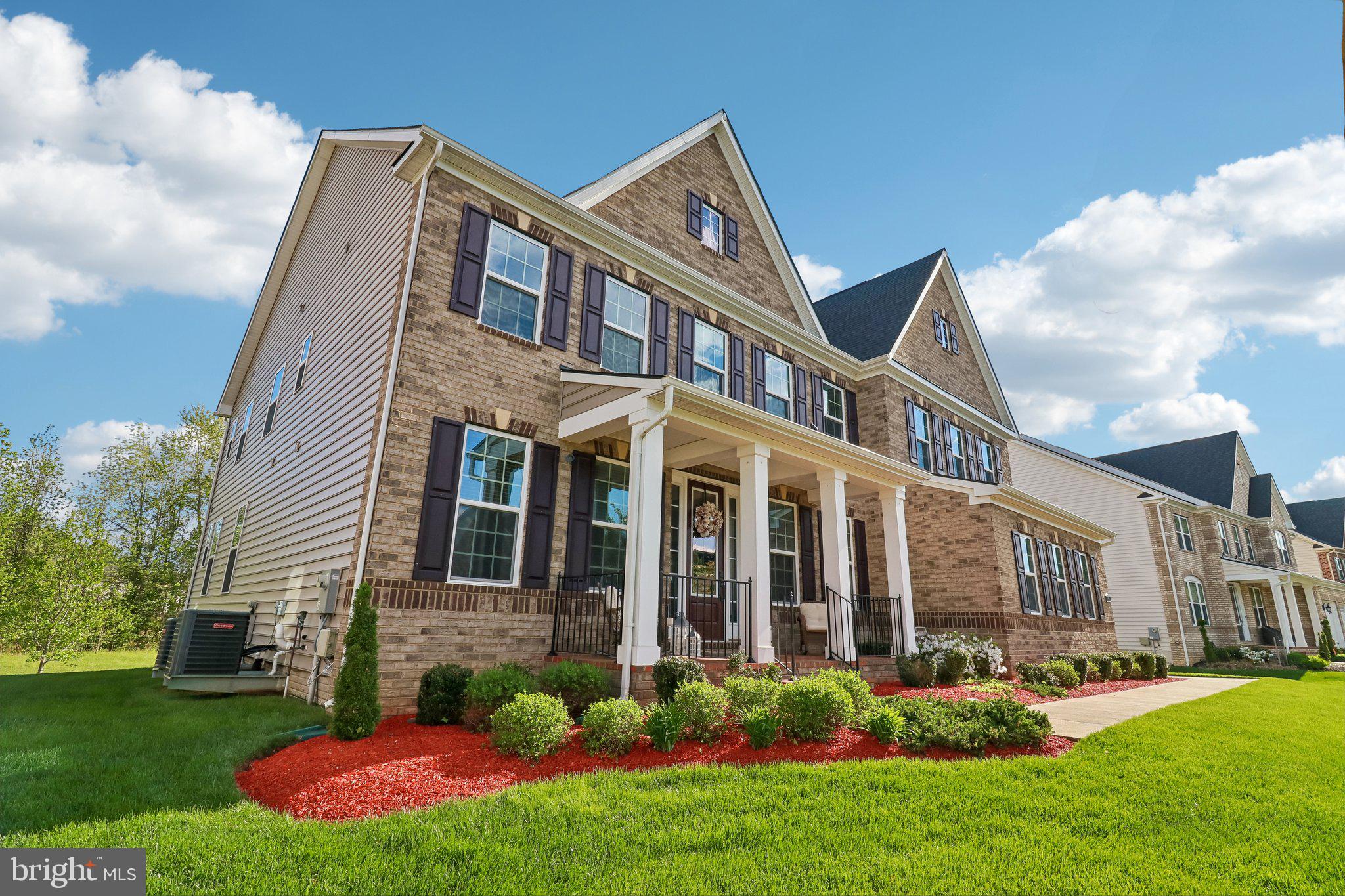 OAK CREEK CLUB - Residential