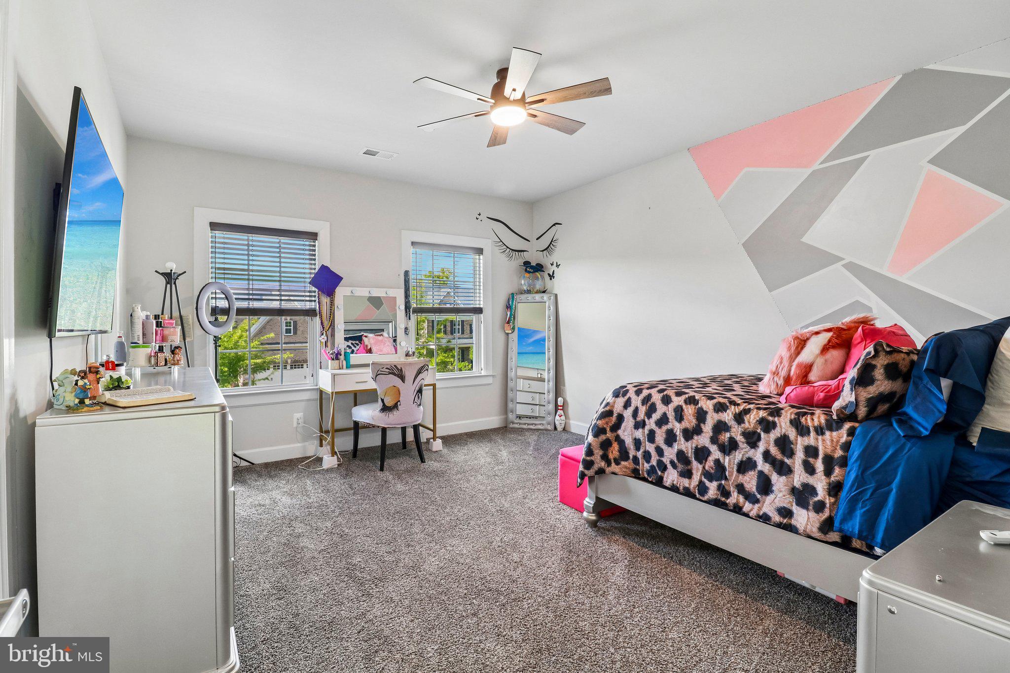 OAK CREEK CLUB - Residential