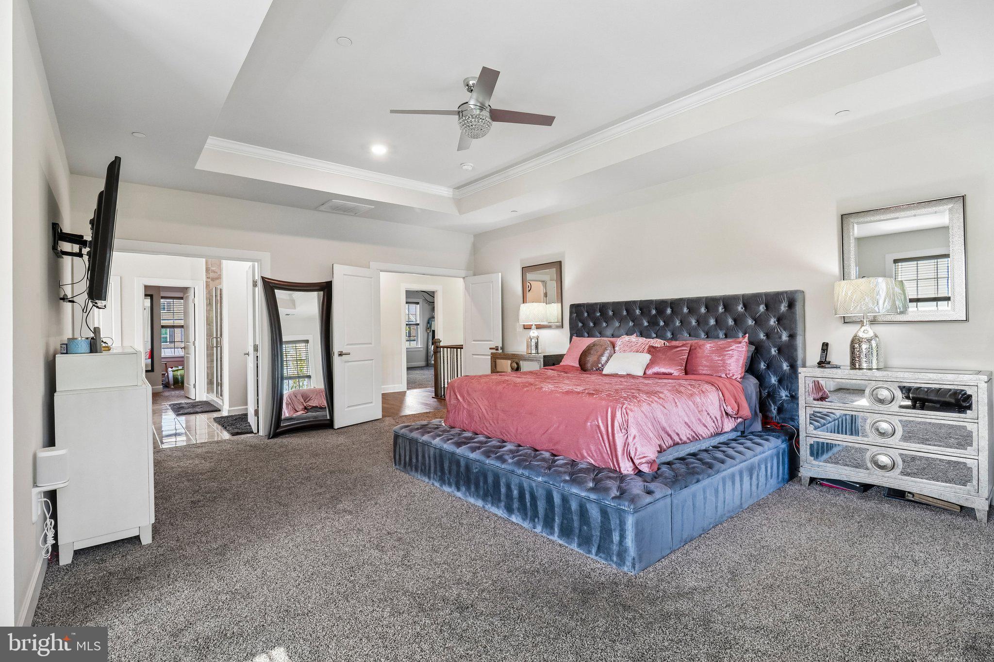 OAK CREEK CLUB - Residential