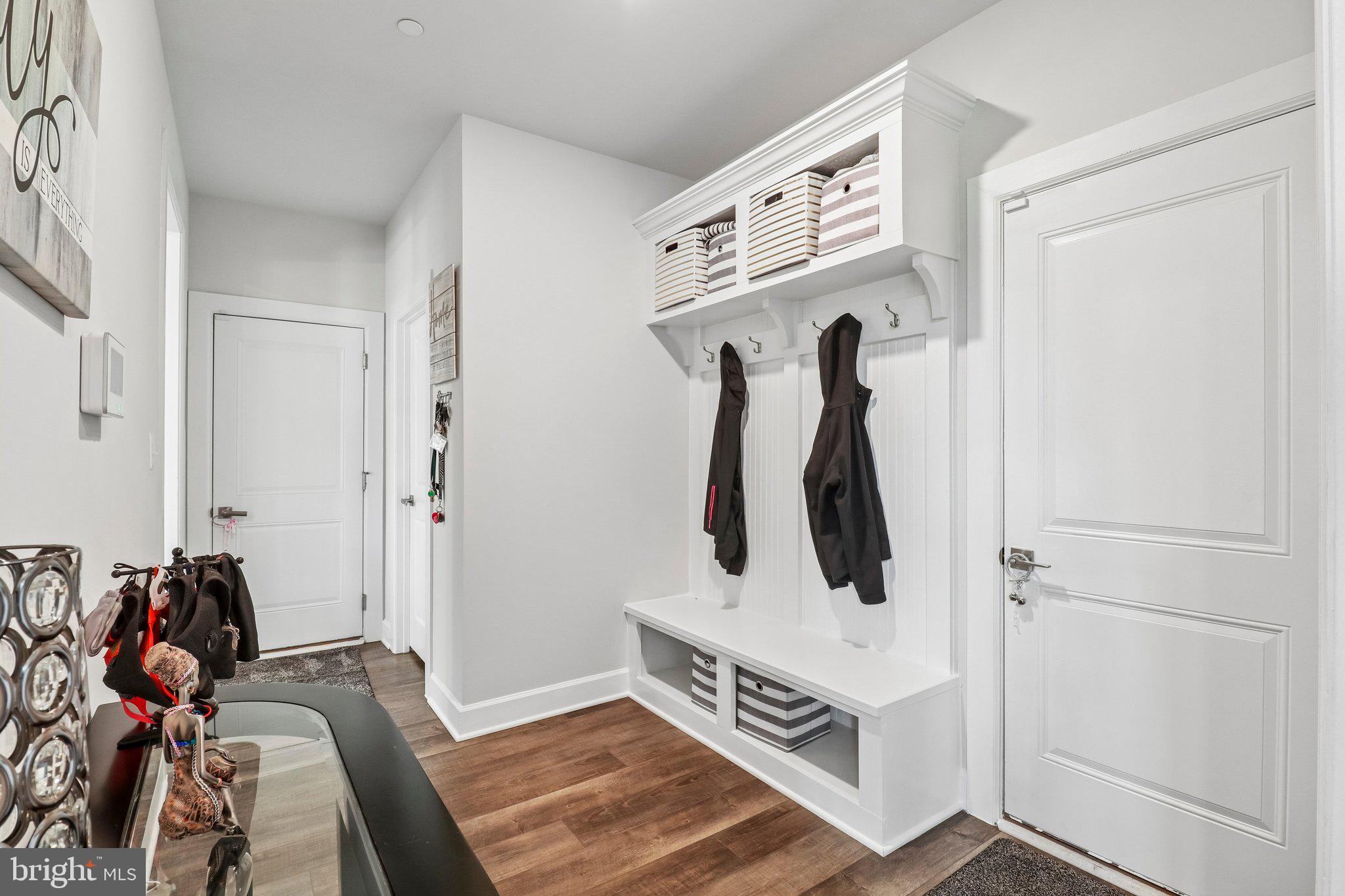OAK CREEK CLUB - Residential