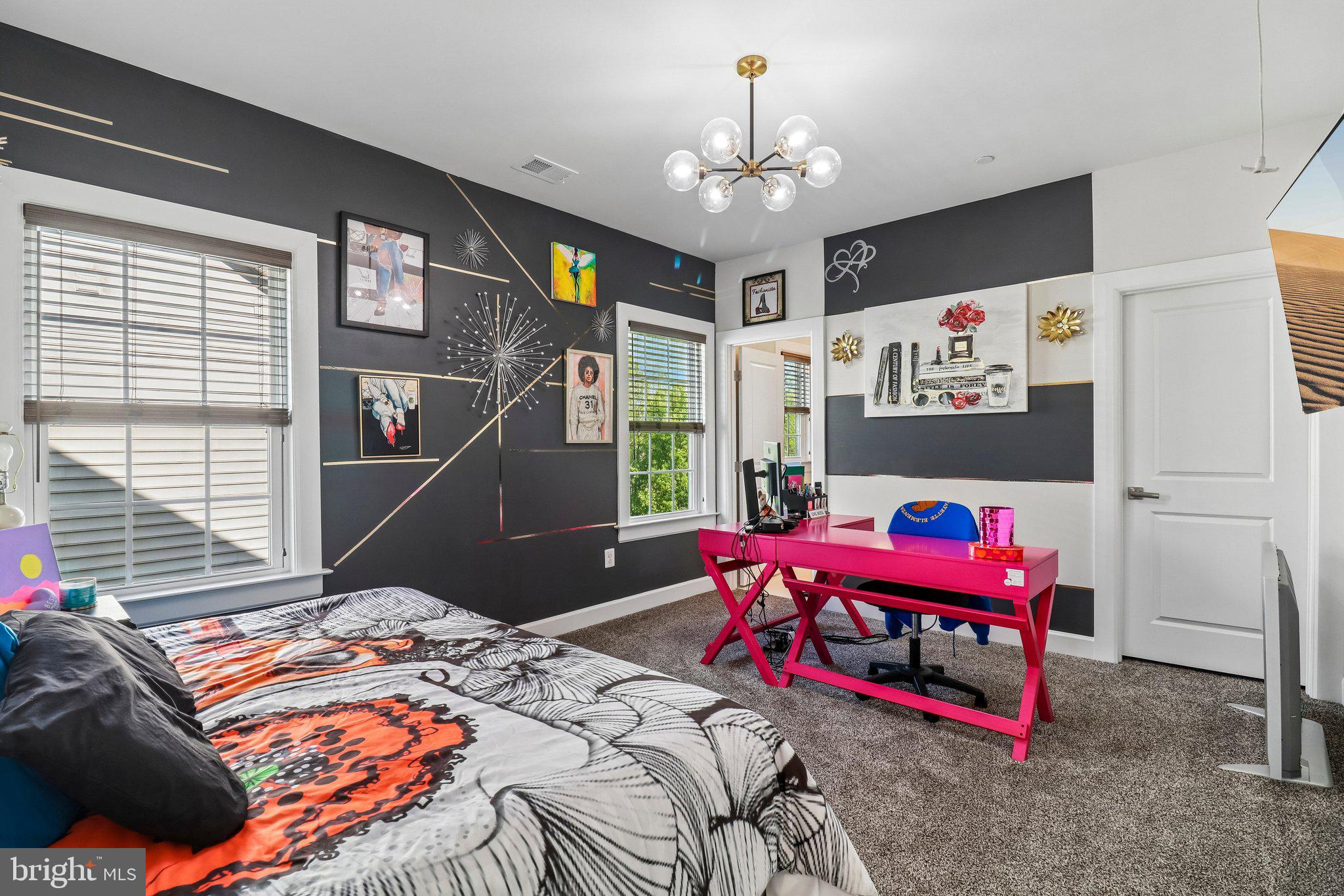 OAK CREEK CLUB - Residential