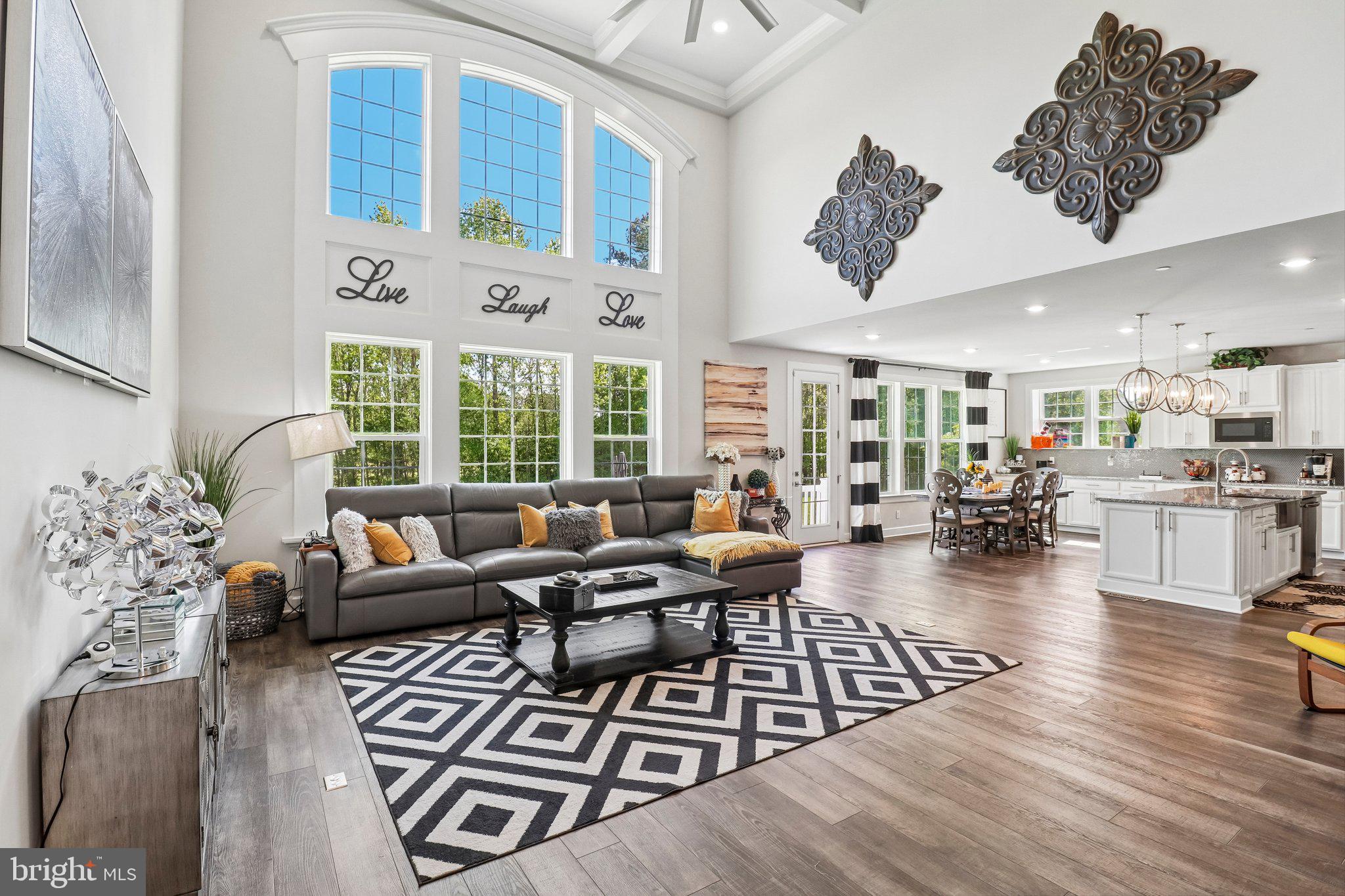 OAK CREEK CLUB - Residential