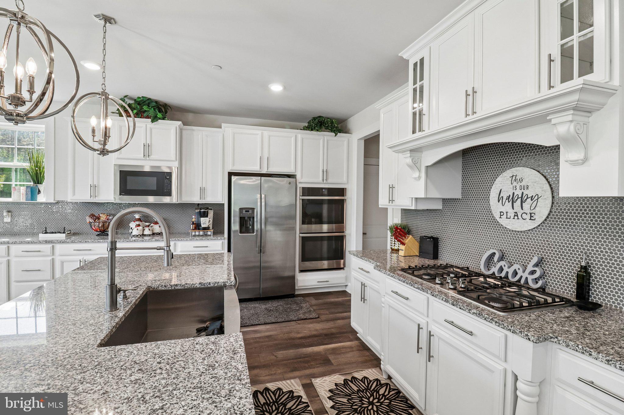 OAK CREEK CLUB - Residential