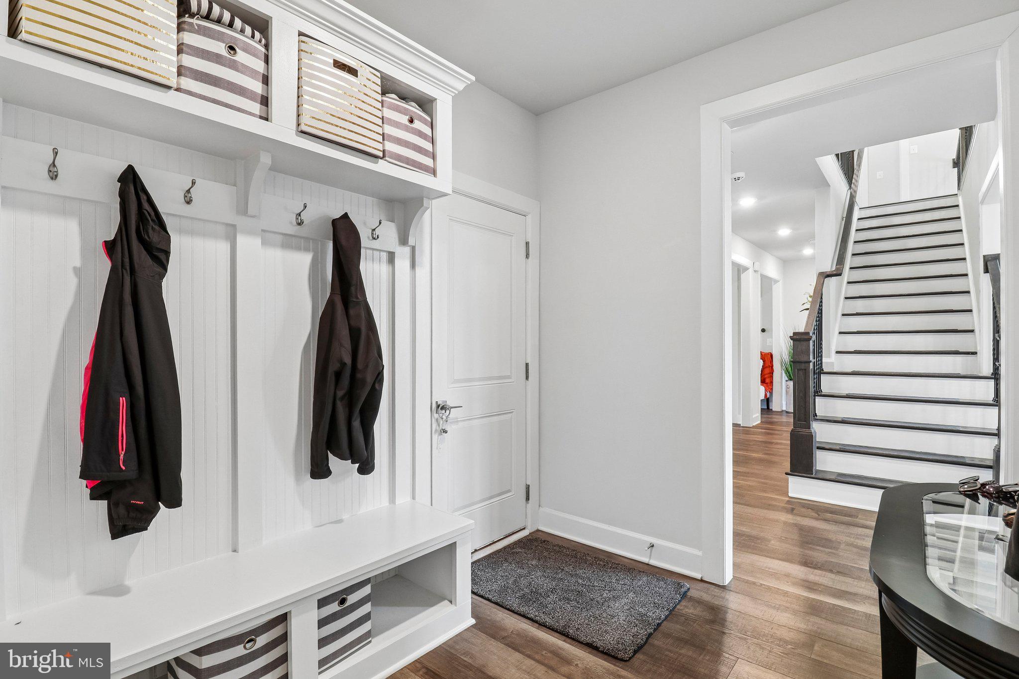 OAK CREEK CLUB - Residential
