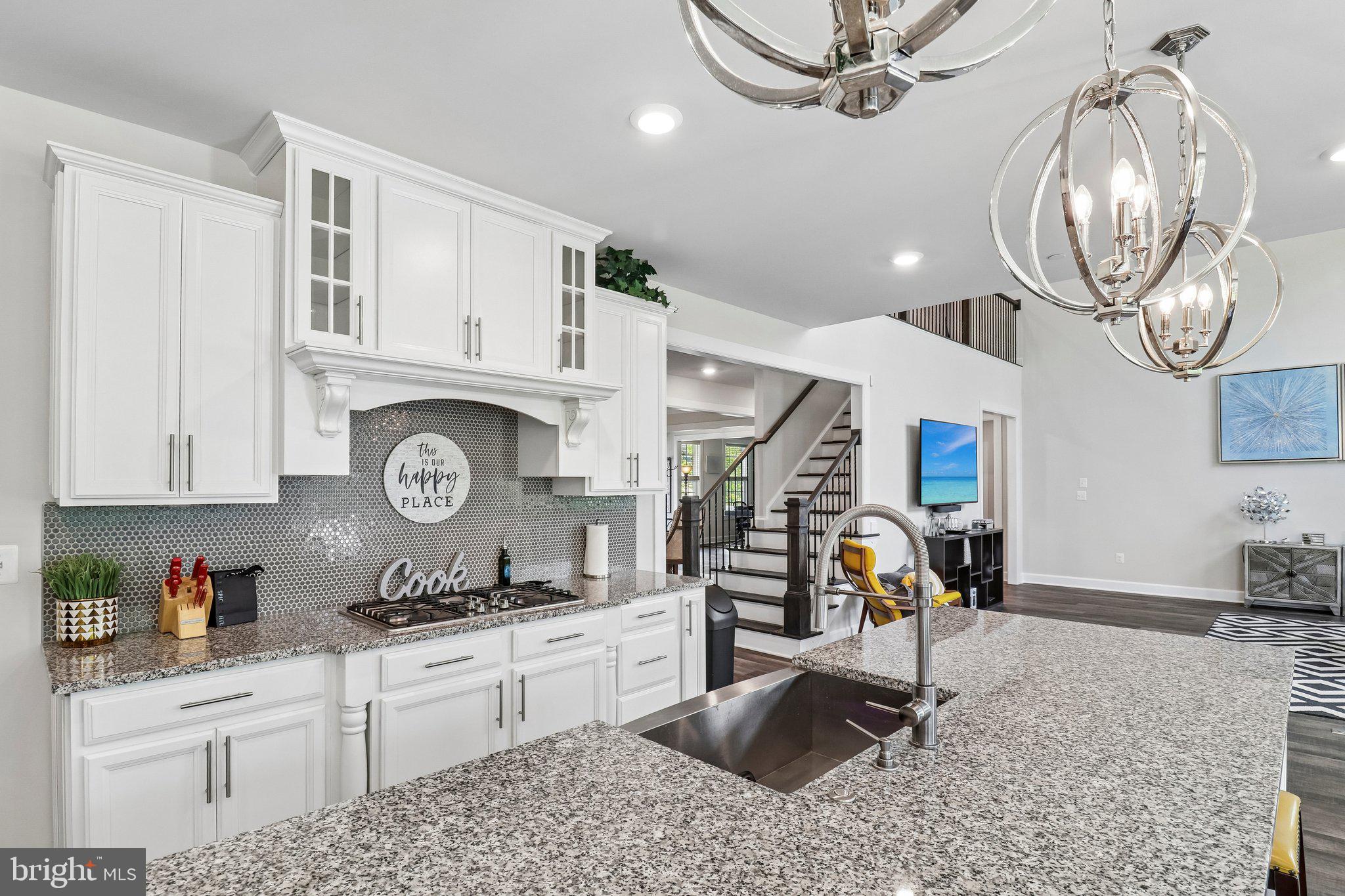 OAK CREEK CLUB - Residential