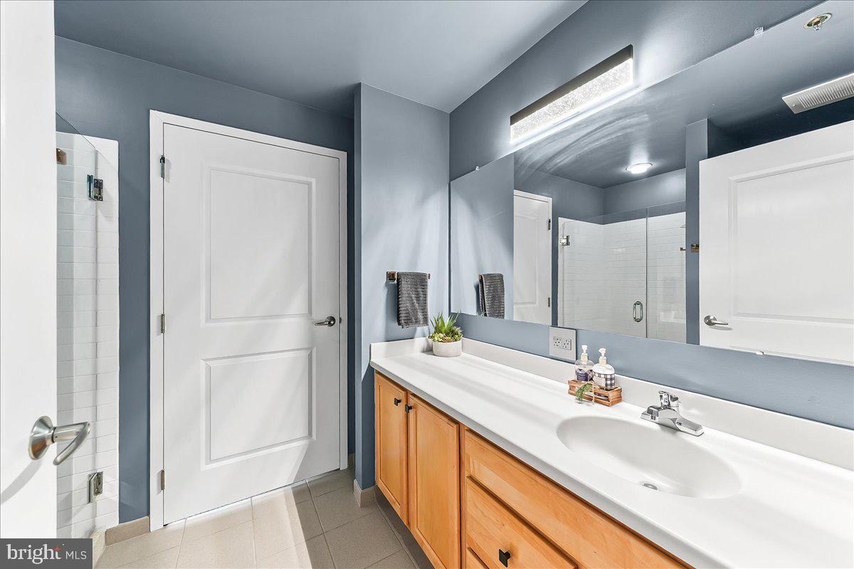 RIVER TOWER CHRIST L - Residential