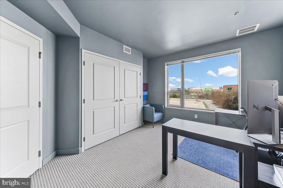 RIVER TOWER CHRIST L - Residential