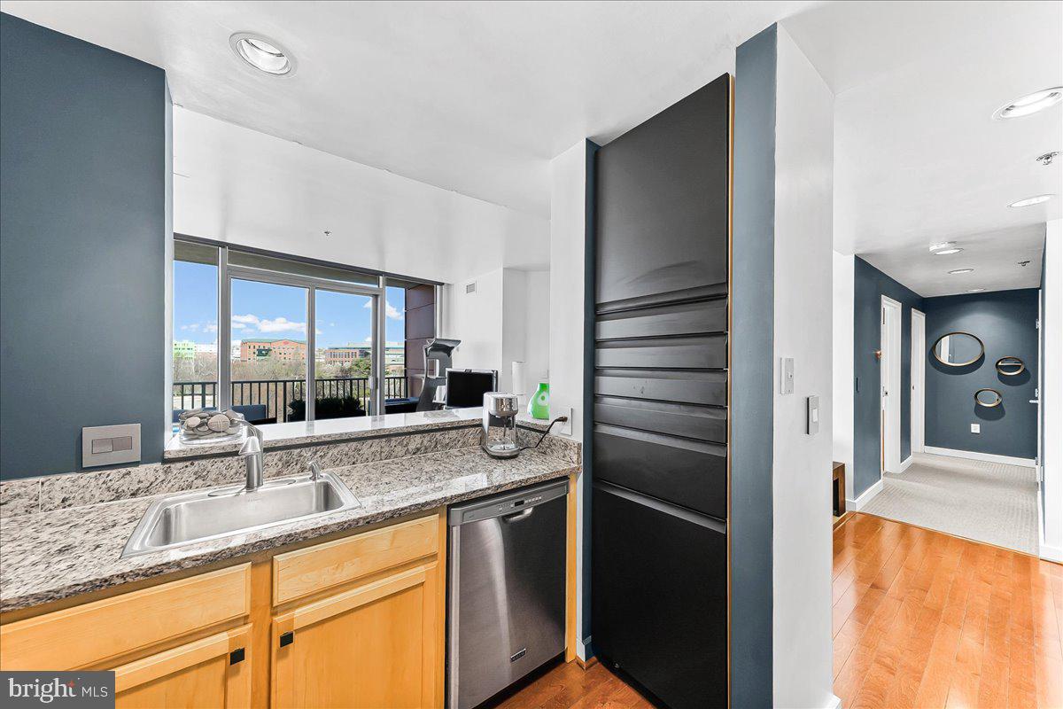 RIVER TOWER CHRIST L - Residential