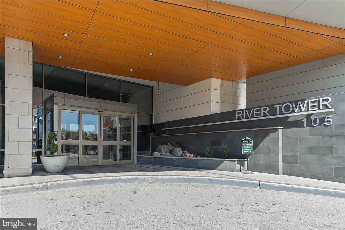 RIVER TOWER CHRIST L - Residential