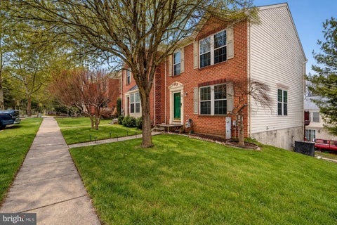 Townhouse For Sale - 10 Bluestem Court<br/> OWINGS MILLS, MD 21117