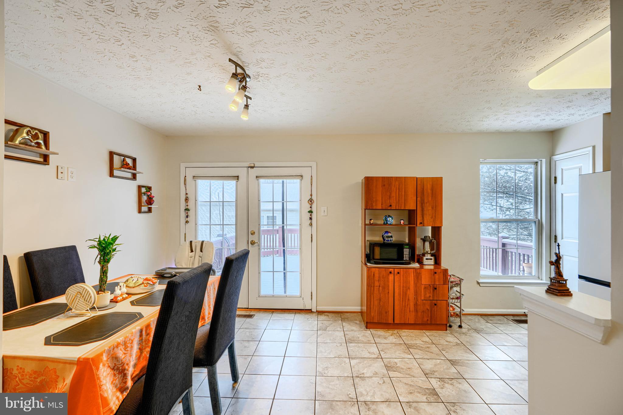 OWINGS MILLS NEWTOWN - Residential