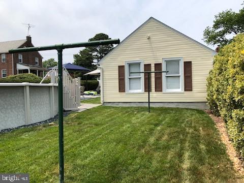 805 MACE AVENUE
