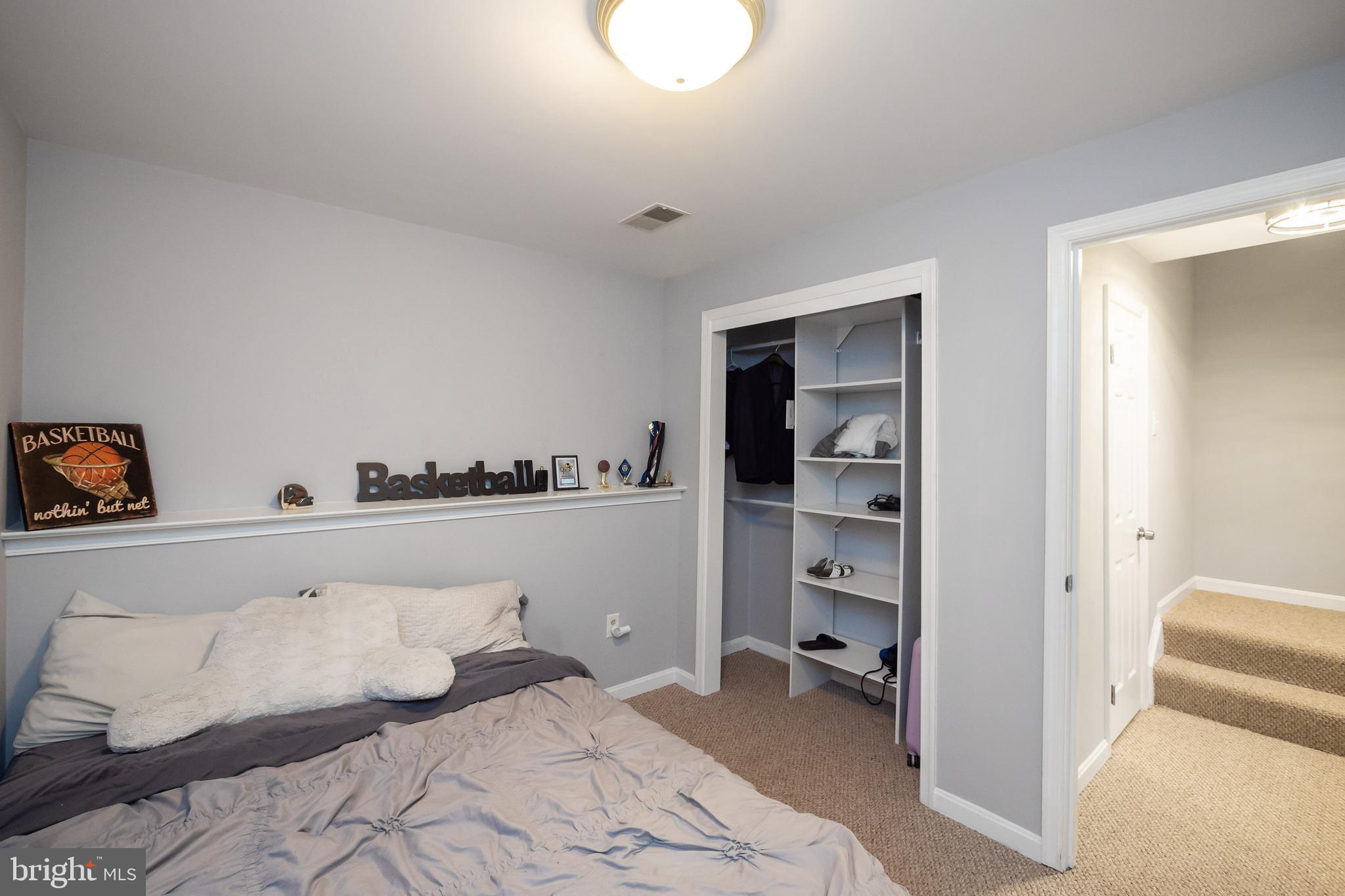 COMPTON VALLEY ESTATES - Residential