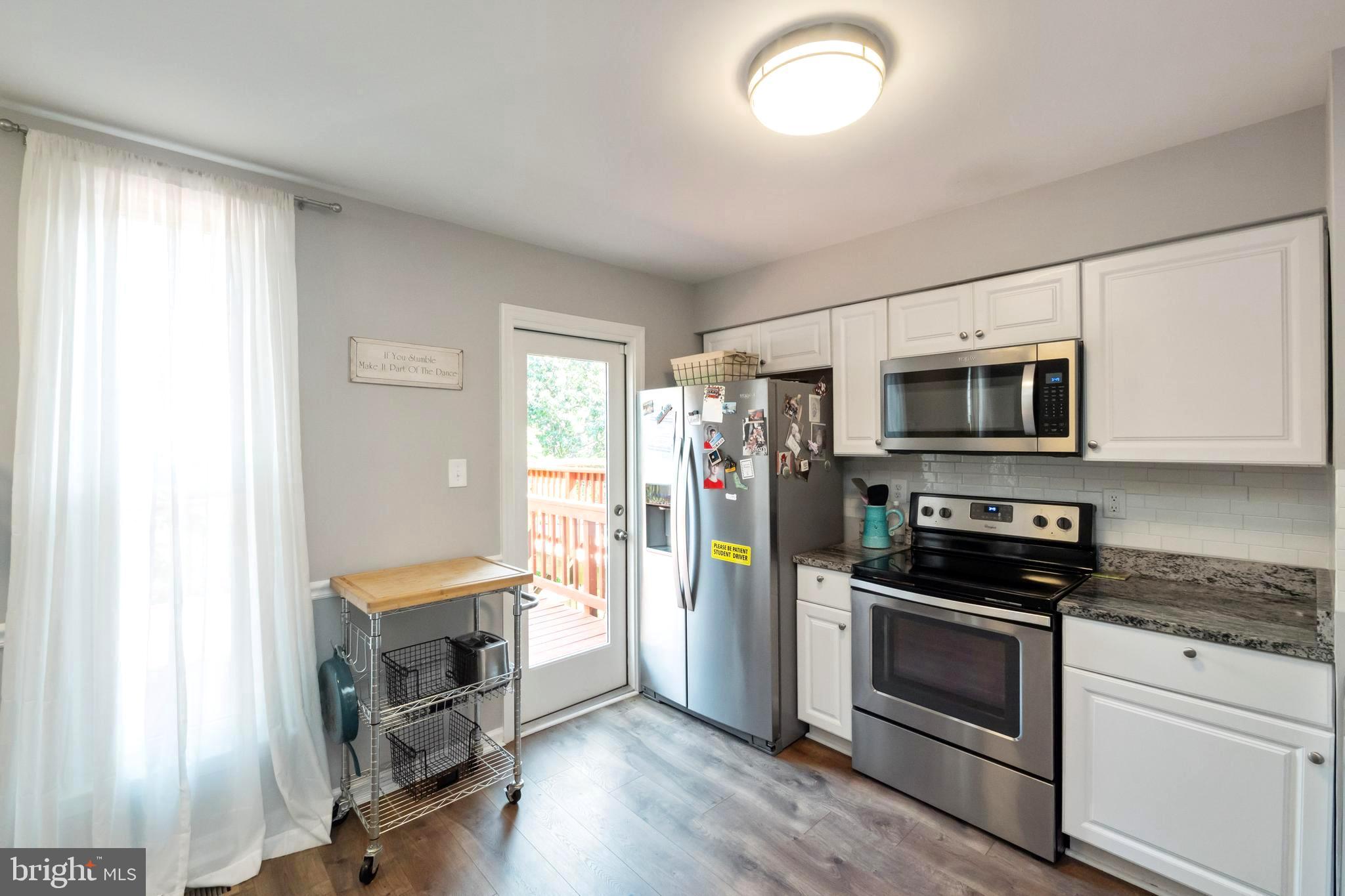 COMPTON VALLEY ESTATES - Residential