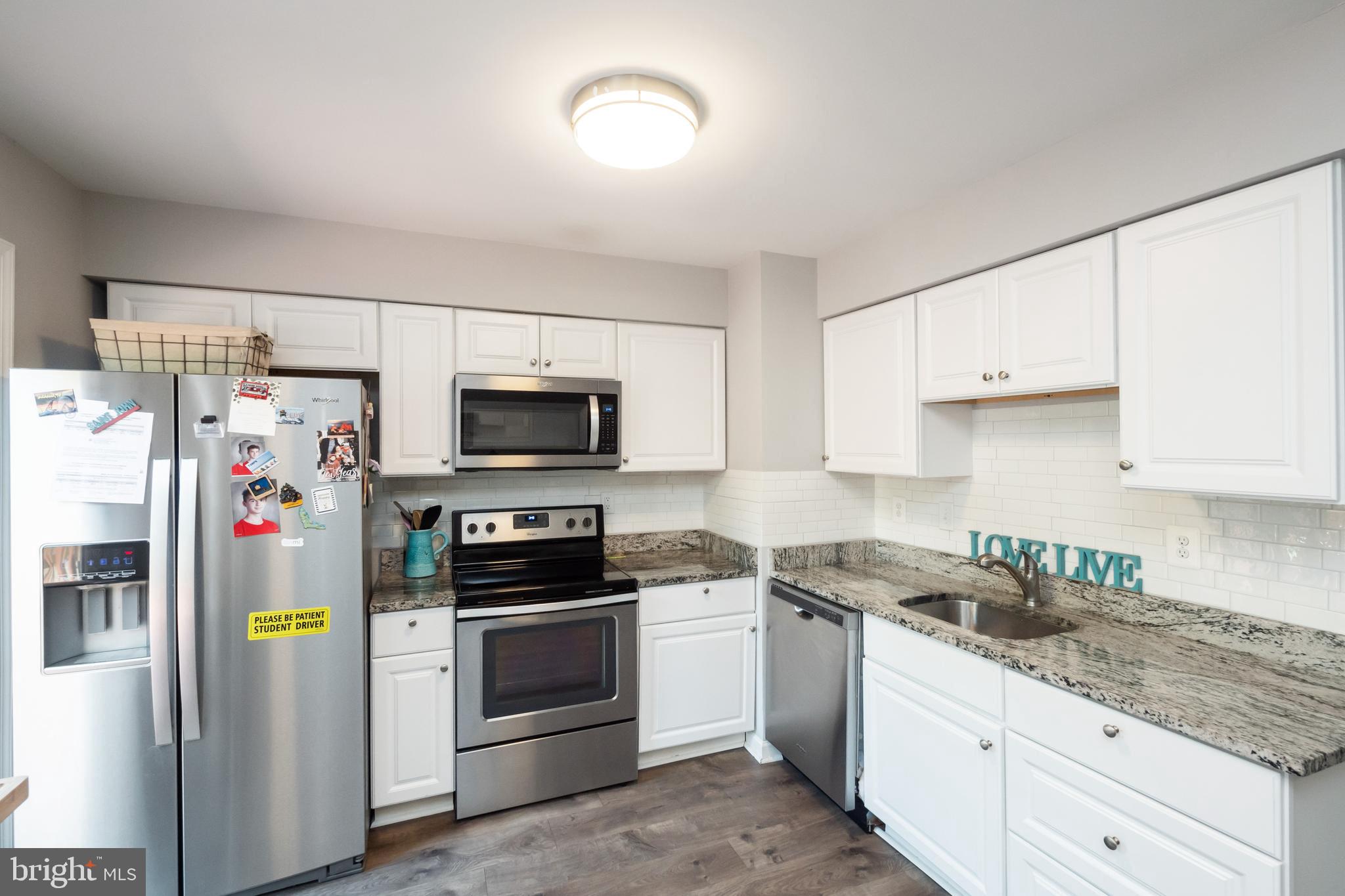 COMPTON VALLEY ESTATES - Residential