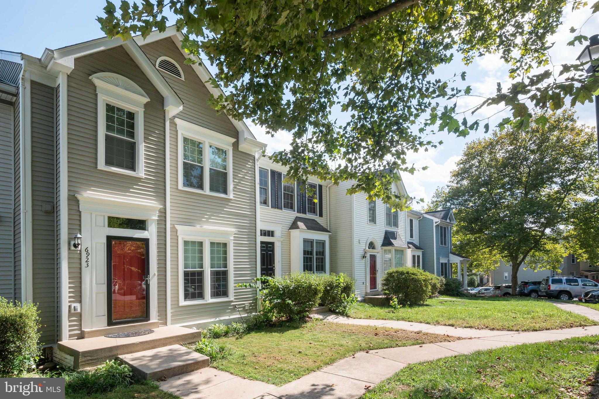 COMPTON VALLEY ESTATES - Residential