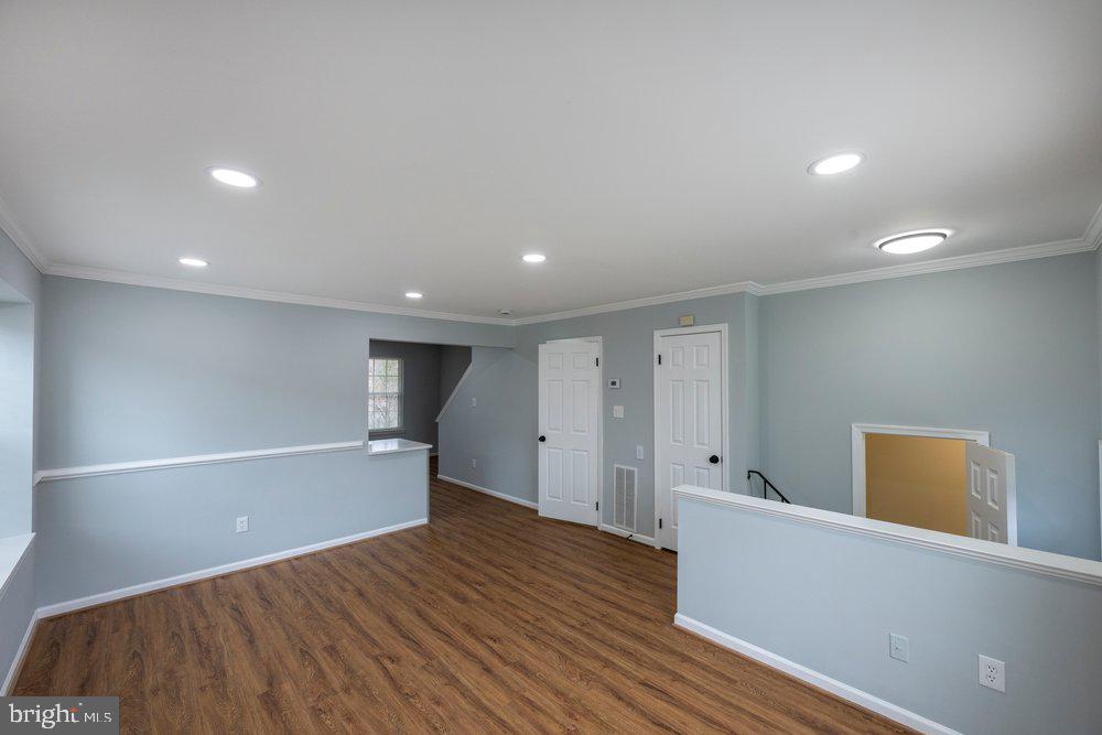 WINSLOW CHASE - Residential