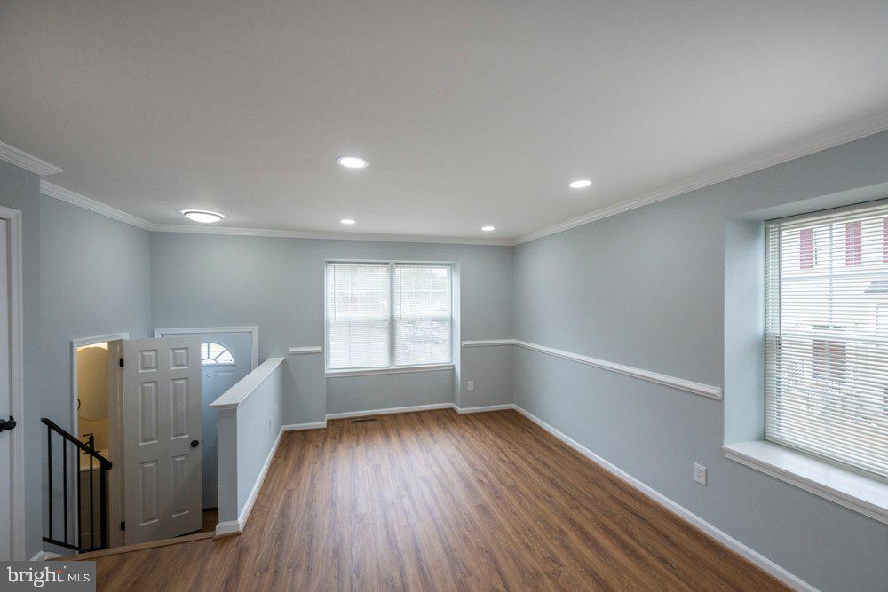 WINSLOW CHASE - Residential