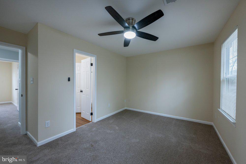 WINSLOW CHASE - Residential