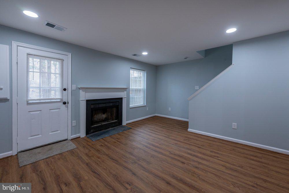 WINSLOW CHASE - Residential