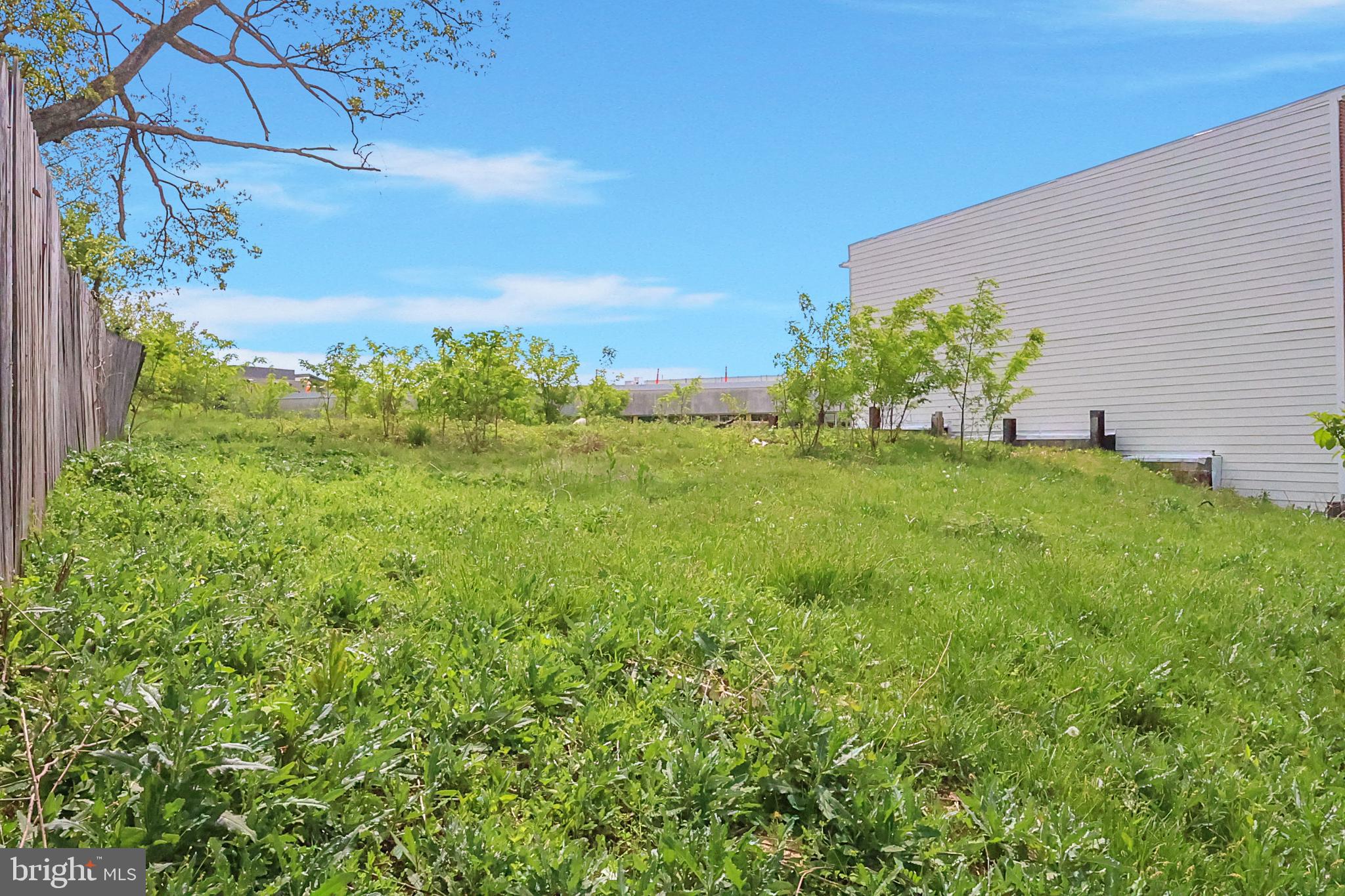 1507 ERIE STREET SE C