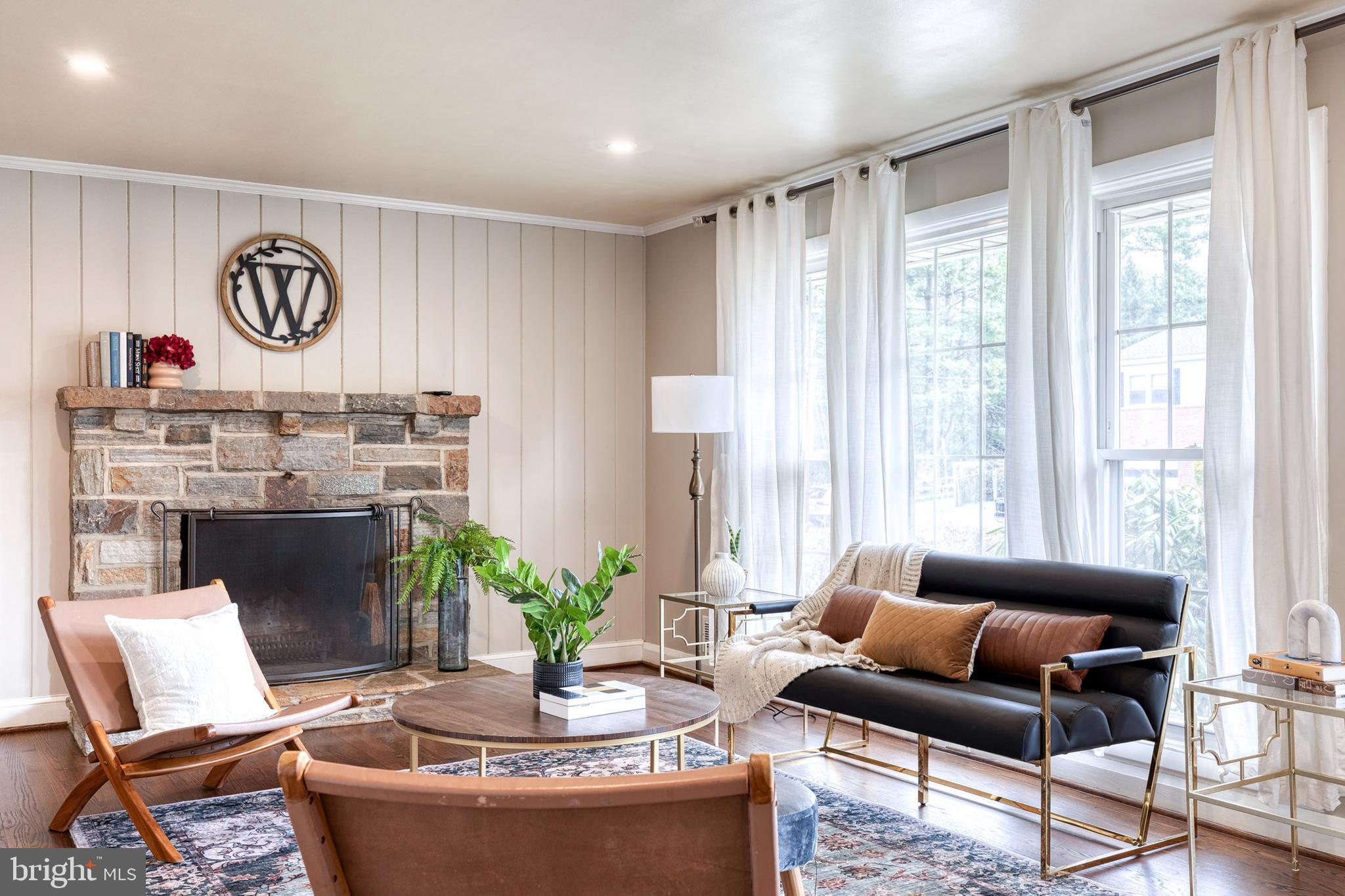 RUXTON HILL MANOR - Residential