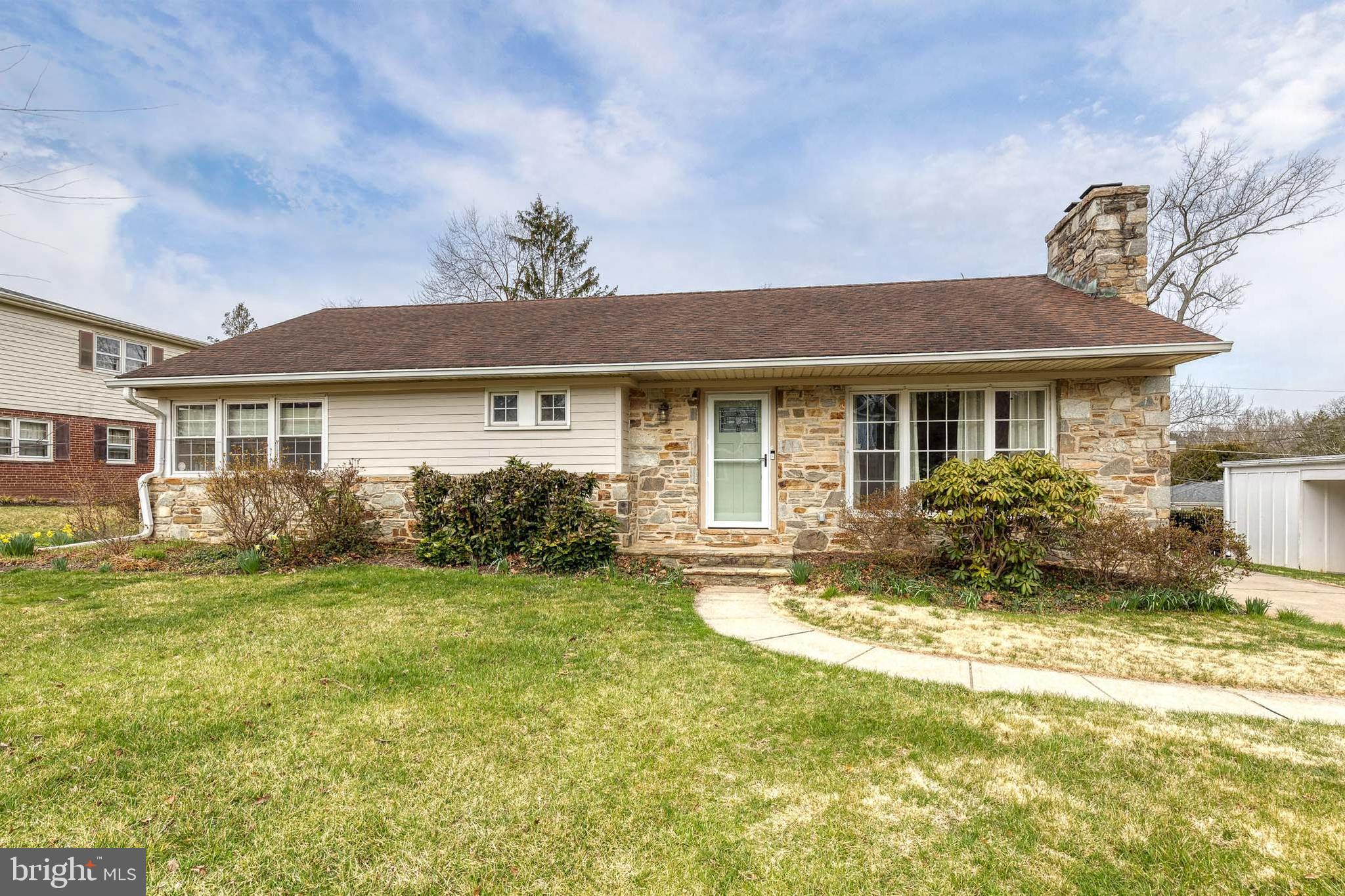 RUXTON HILL MANOR - Residential