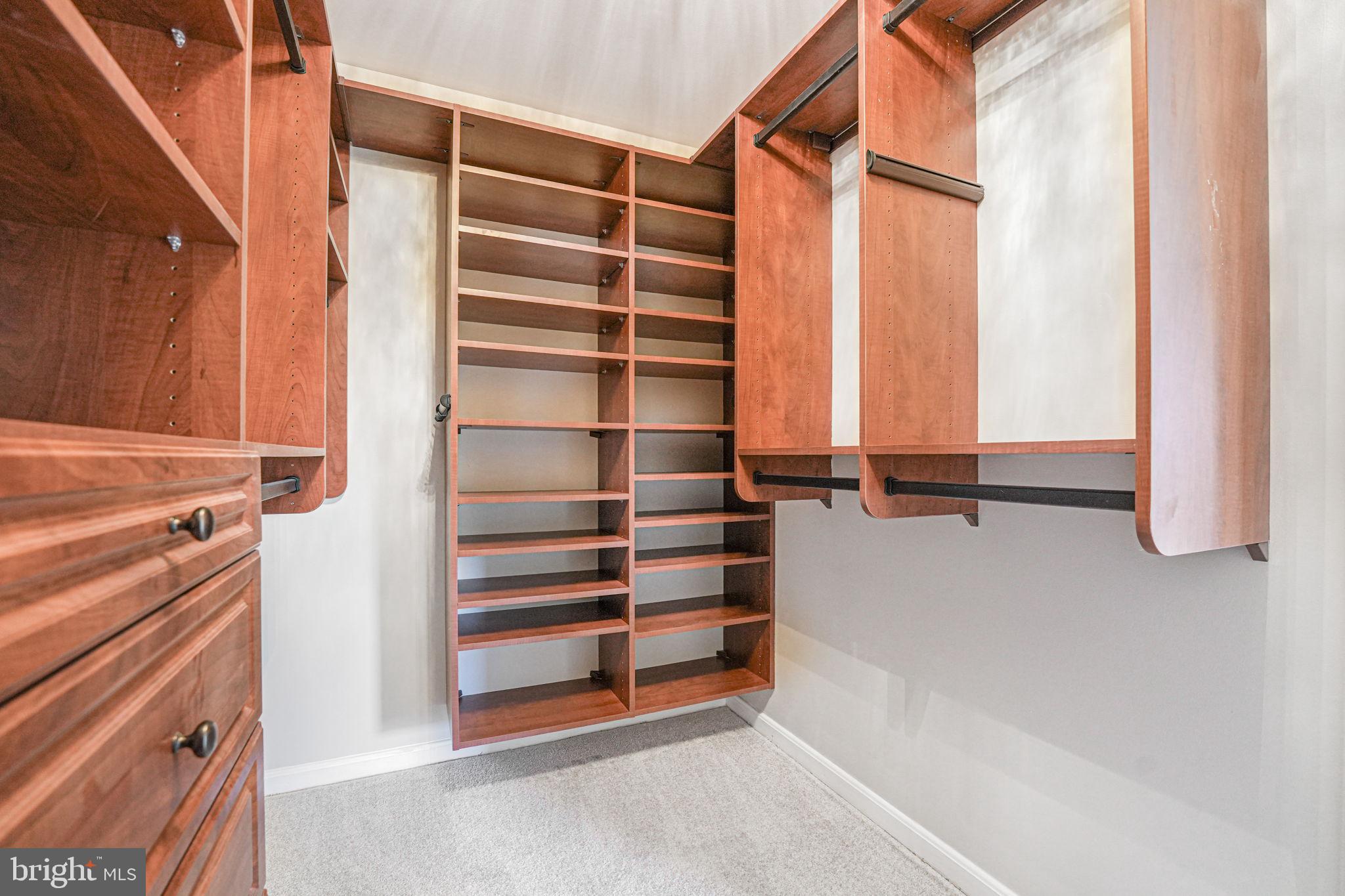 GREAT FALLS CHASE - Residential