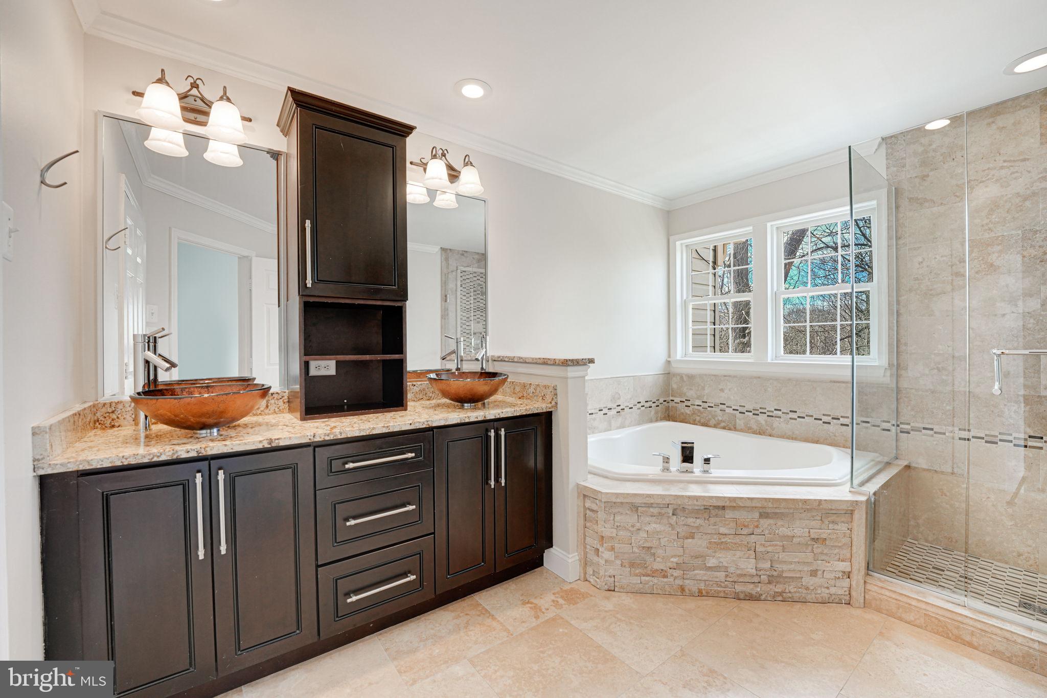 GREAT FALLS CHASE - Residential