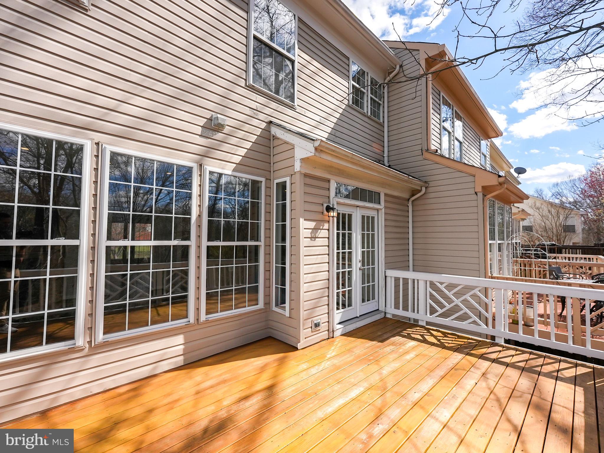 GREAT FALLS CHASE - Residential