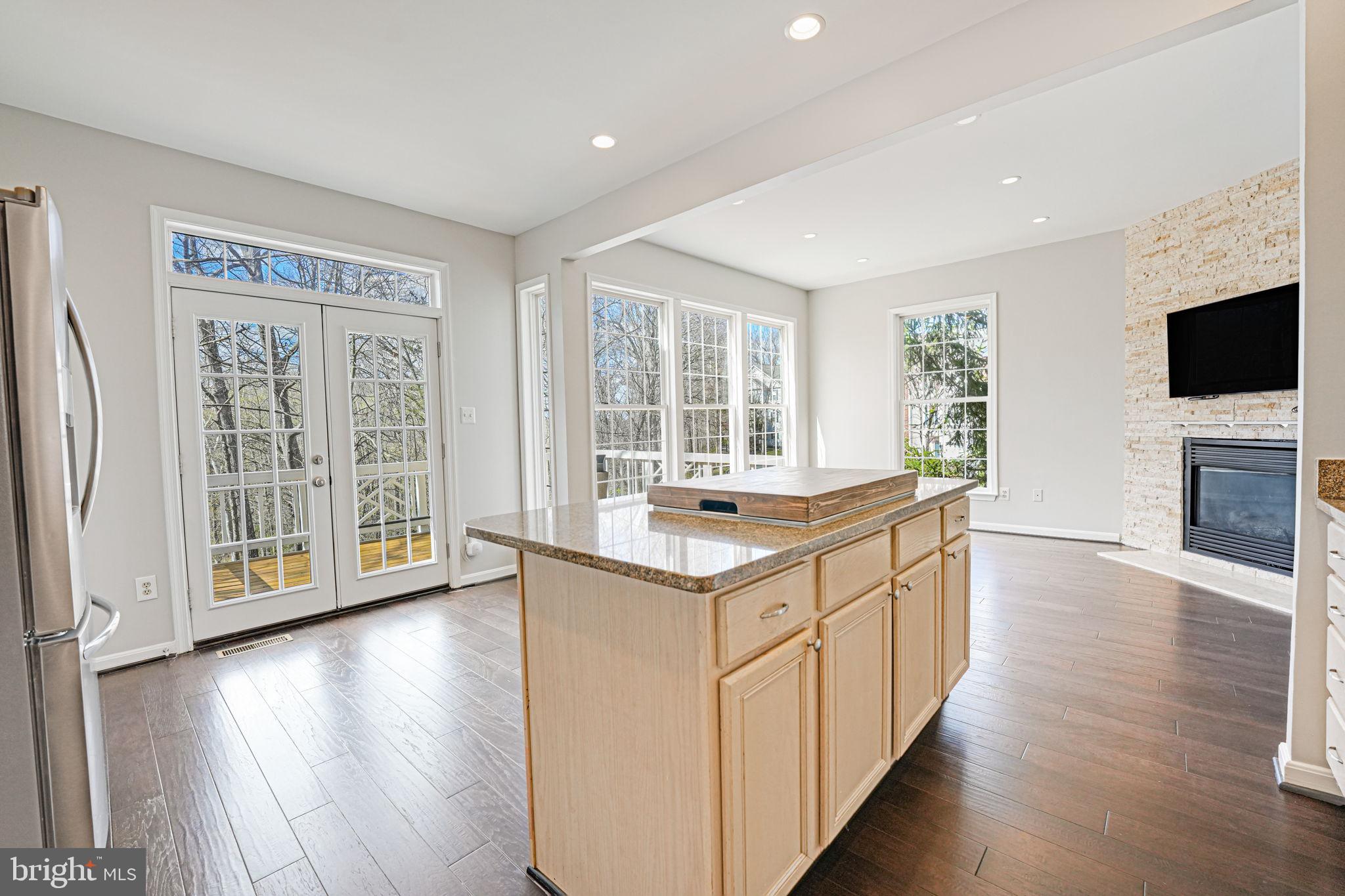 GREAT FALLS CHASE - Residential