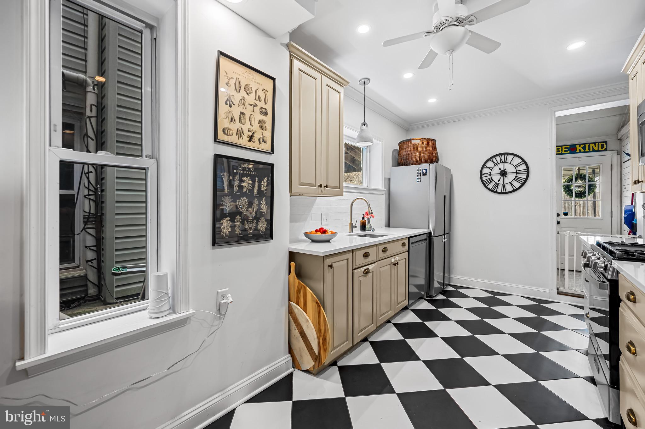 HAMPDEN HISTORIC DISTRICT - Residential