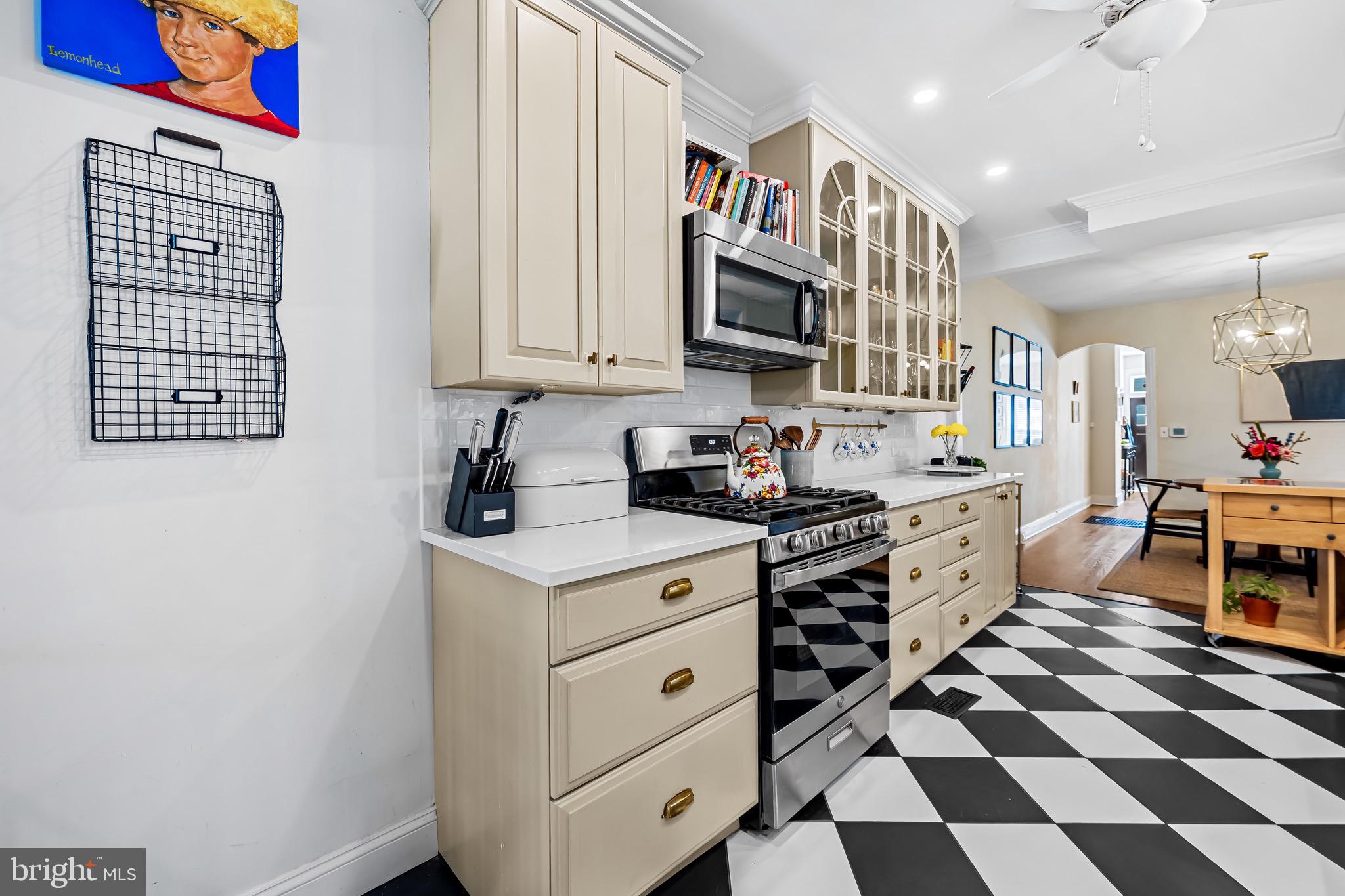 HAMPDEN HISTORIC DISTRICT - Residential