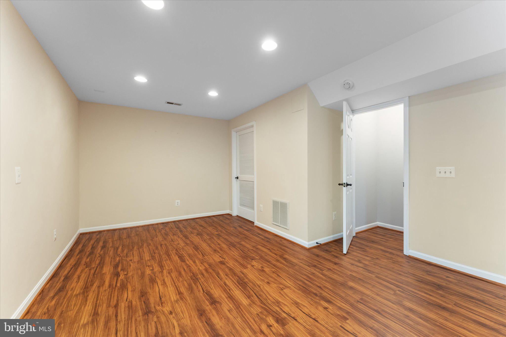 OLD DOMINION VALLEY - Residential