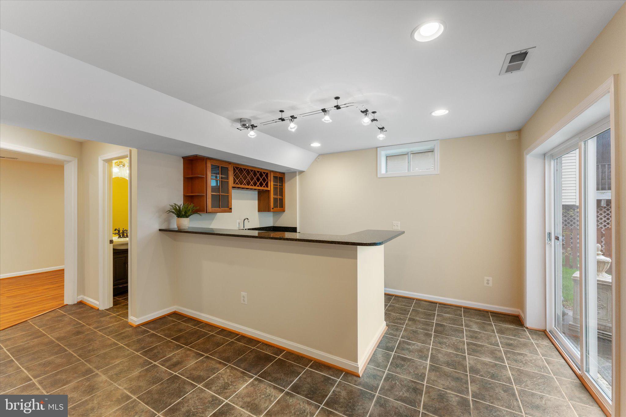 OLD DOMINION VALLEY - Residential