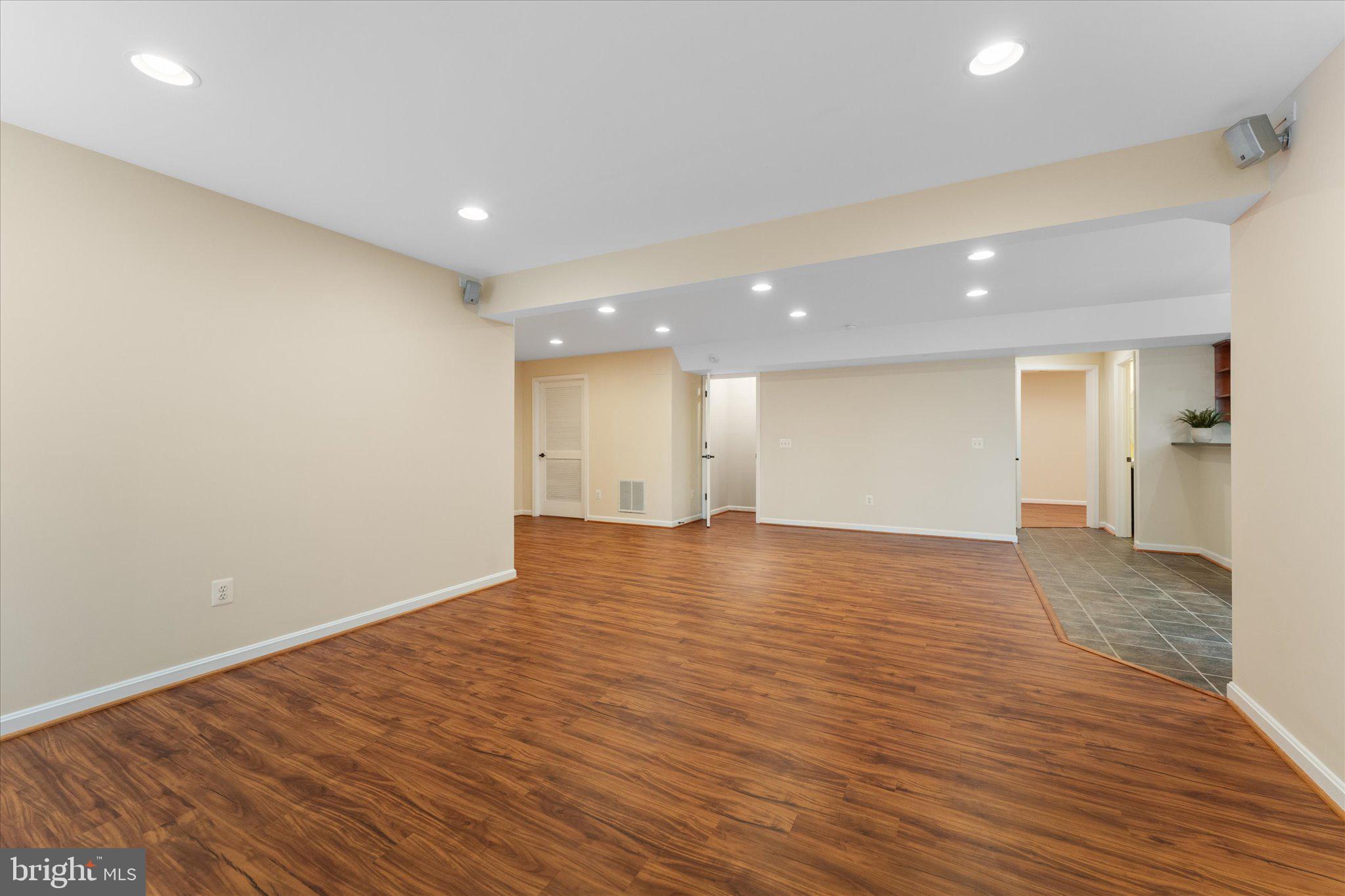 OLD DOMINION VALLEY - Residential