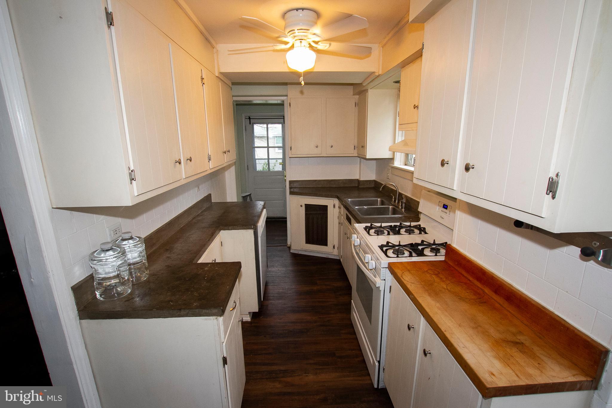 OLD DUNDALK - Residential