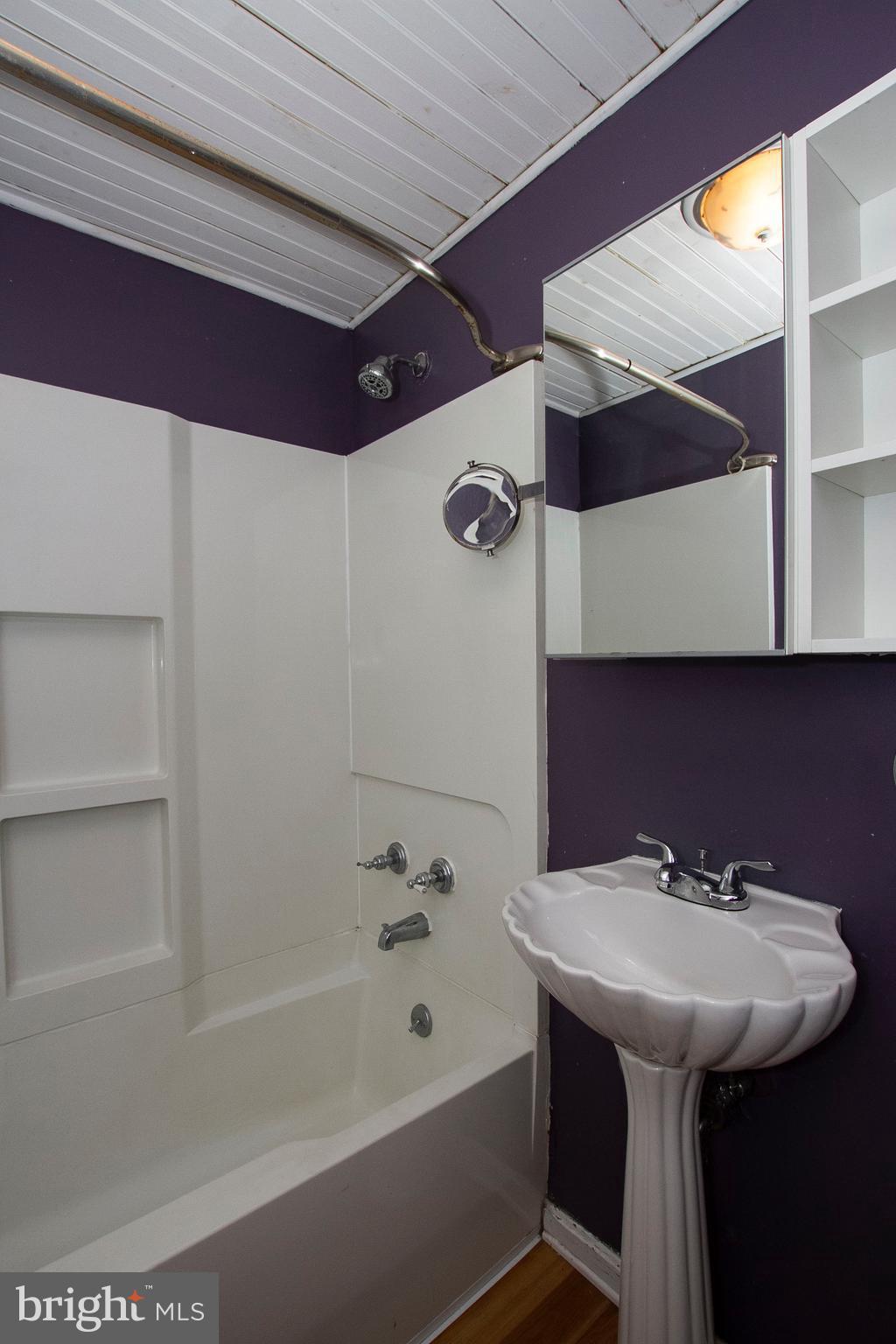 OLD DUNDALK - Residential