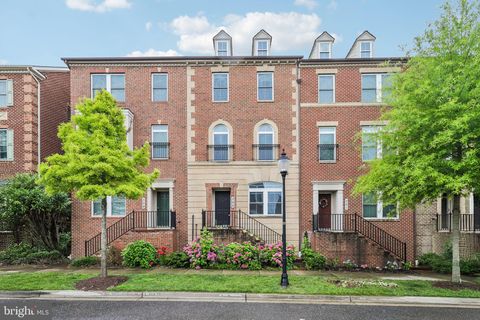 Townhouse For Sale - 355 Parkview Avenue<br/> Montgomery County, GAITHERSBURG, MD 20878