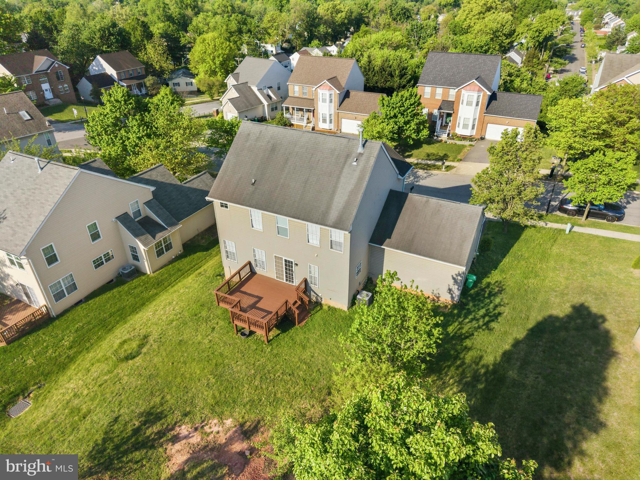 HAWTHORNE HILL - Residential