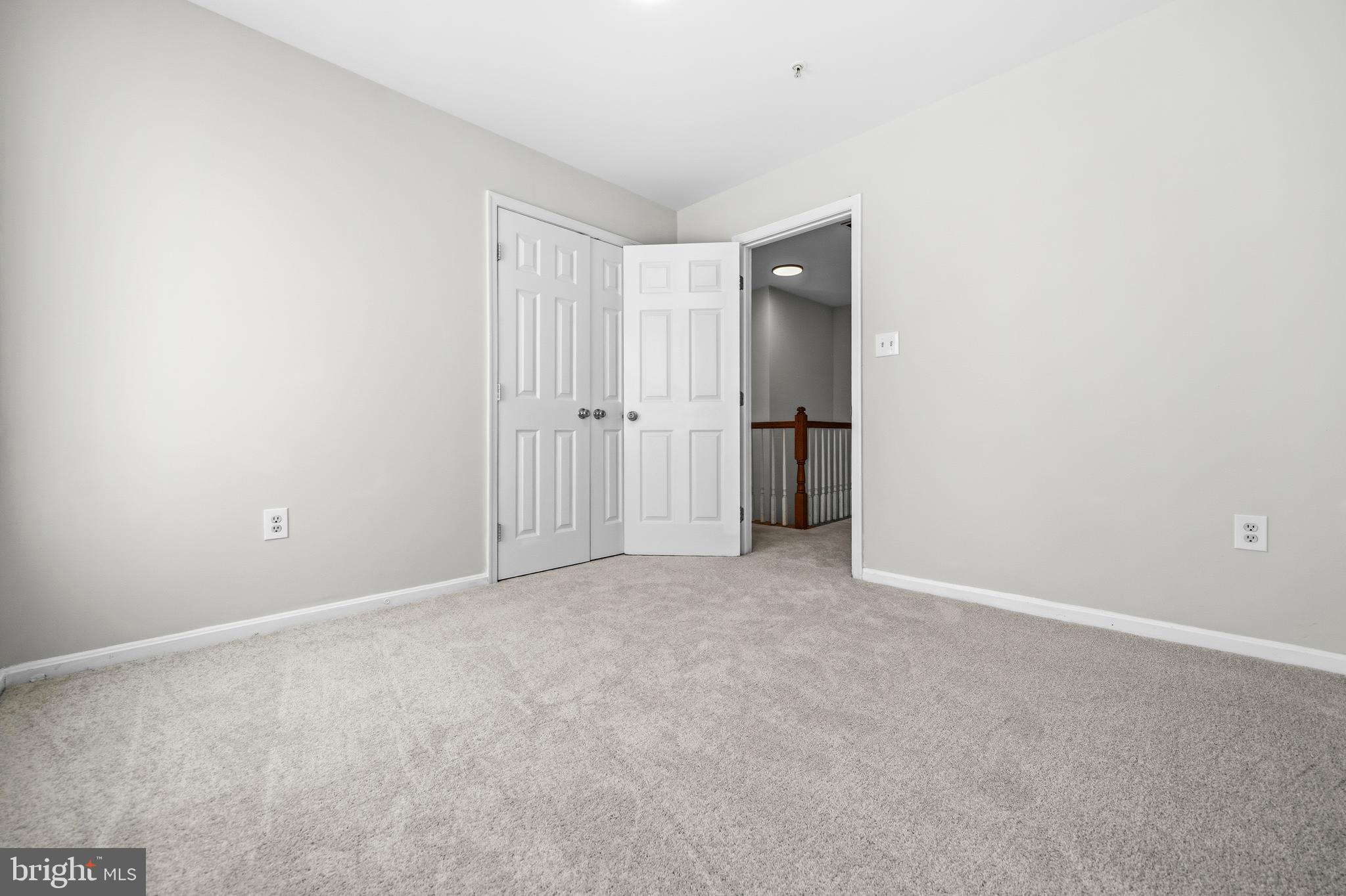 HAWTHORNE HILL - Residential