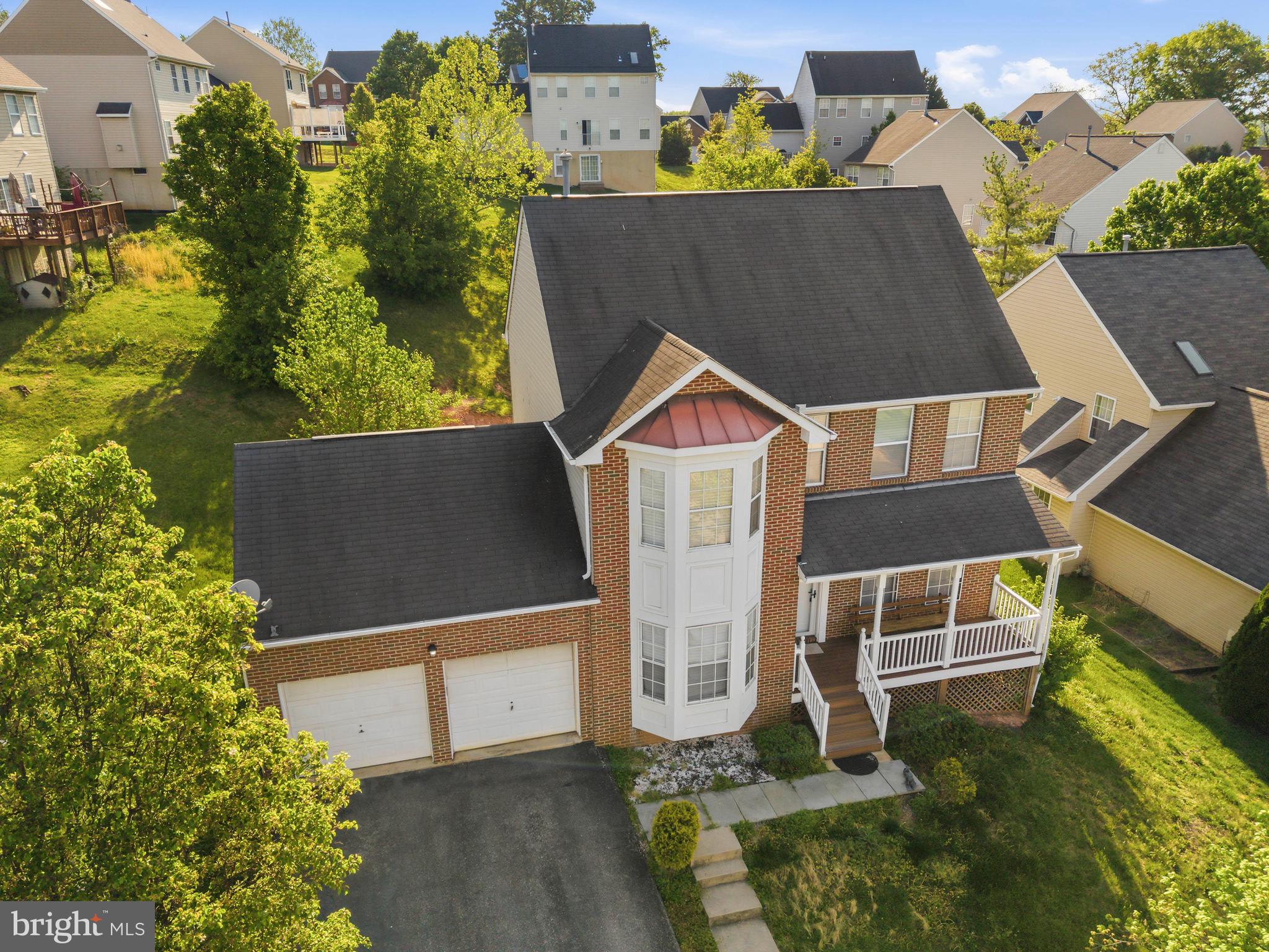 HAWTHORNE HILL - Residential