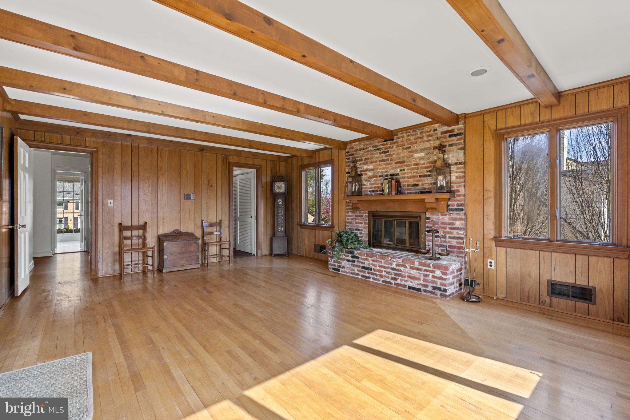 MCAULEY PARK - Residential