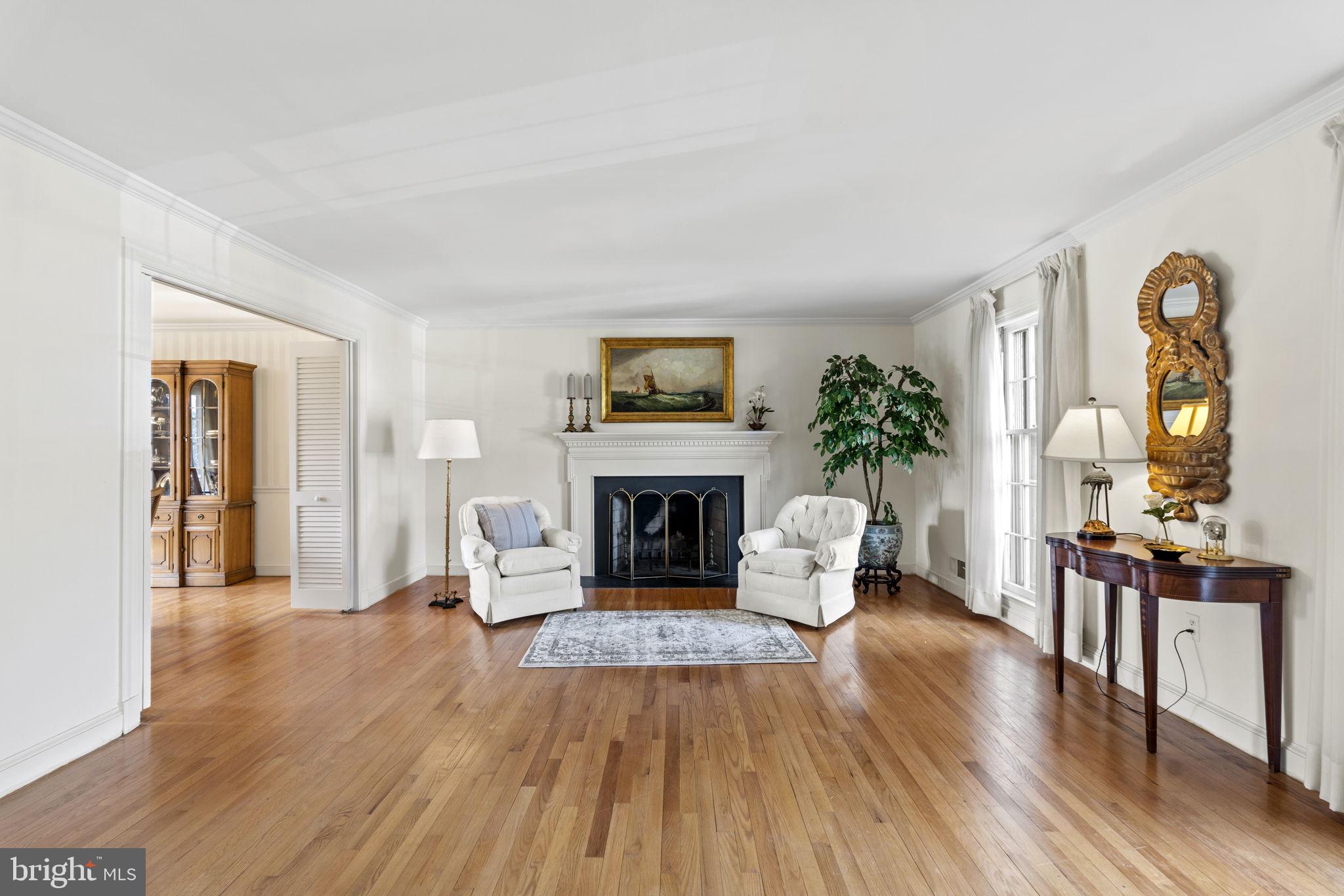 MCAULEY PARK - Residential