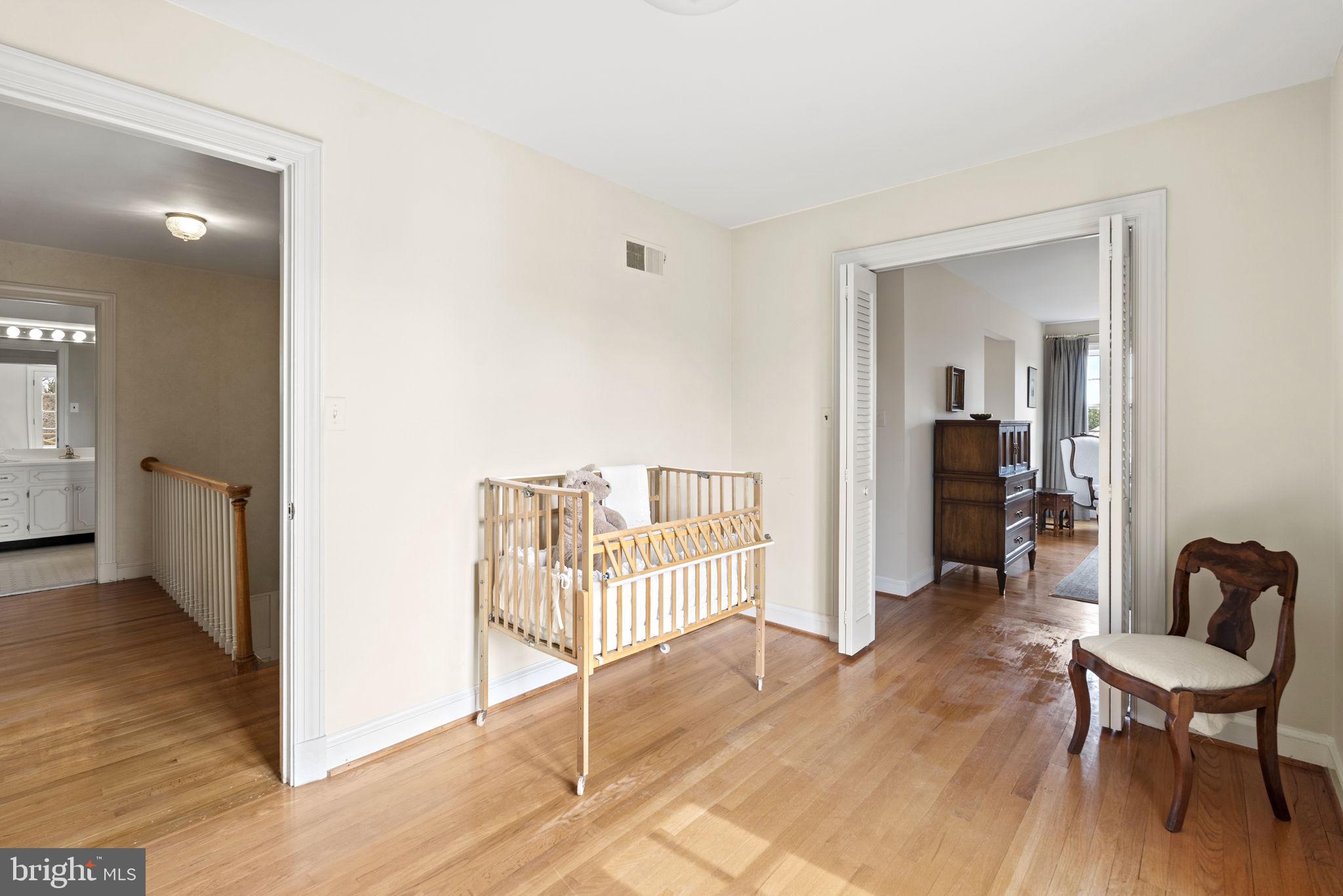 MCAULEY PARK - Residential