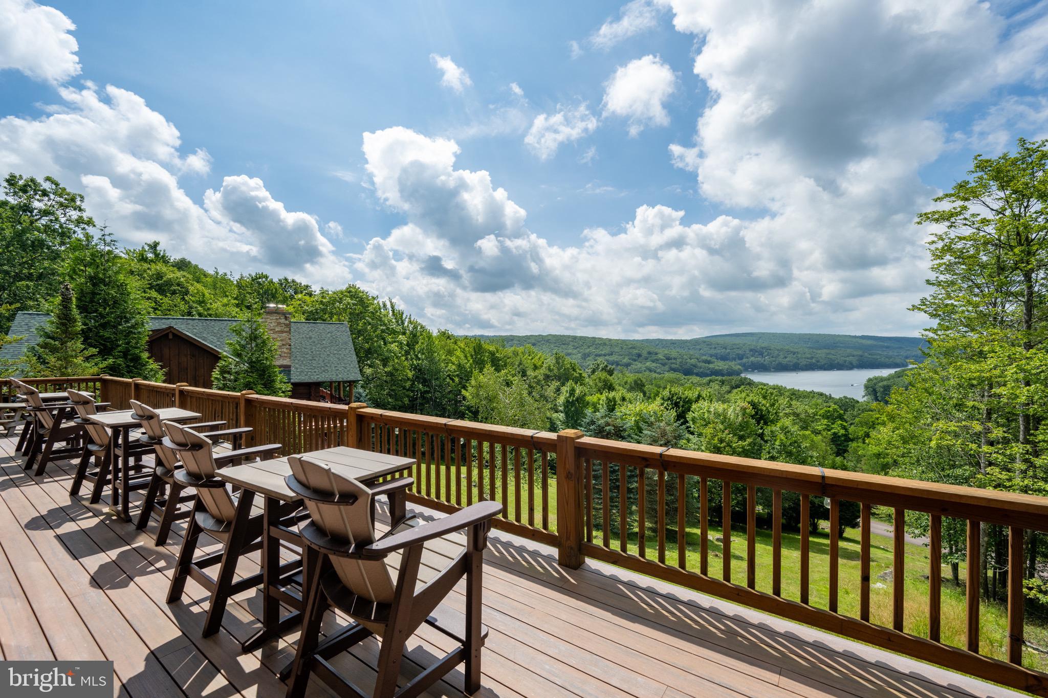 SOUTHRIDGE - Residential