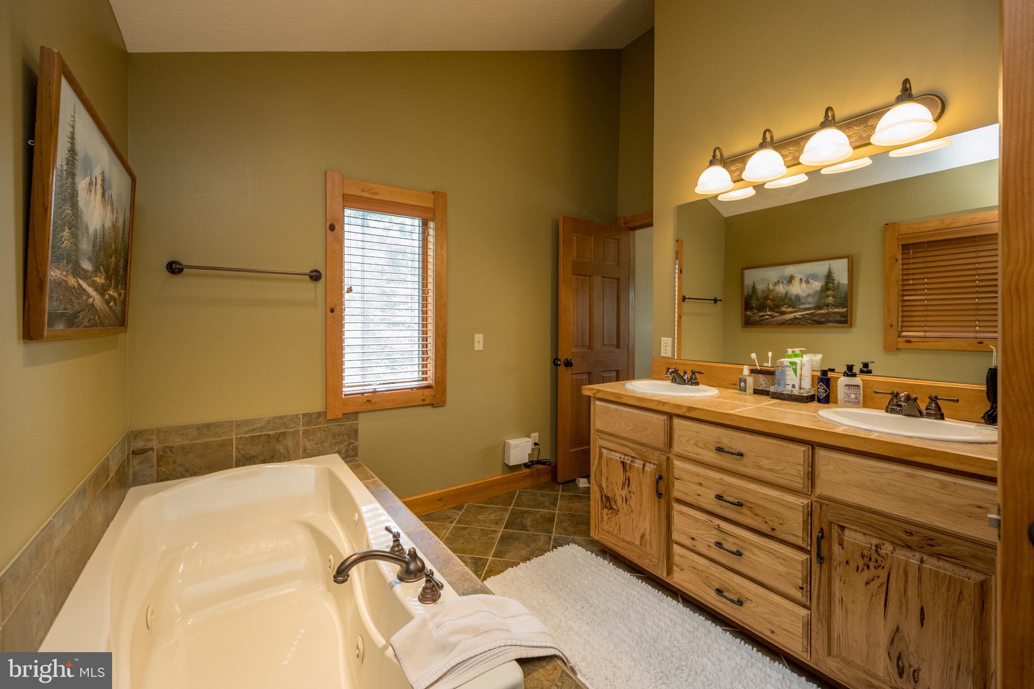 SOUTHRIDGE - Residential