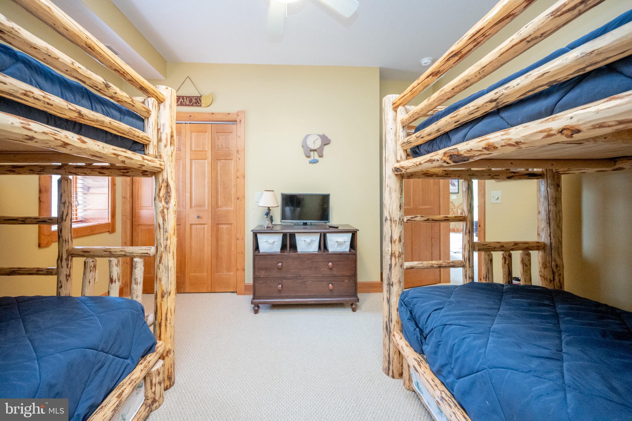 SOUTHRIDGE - Residential