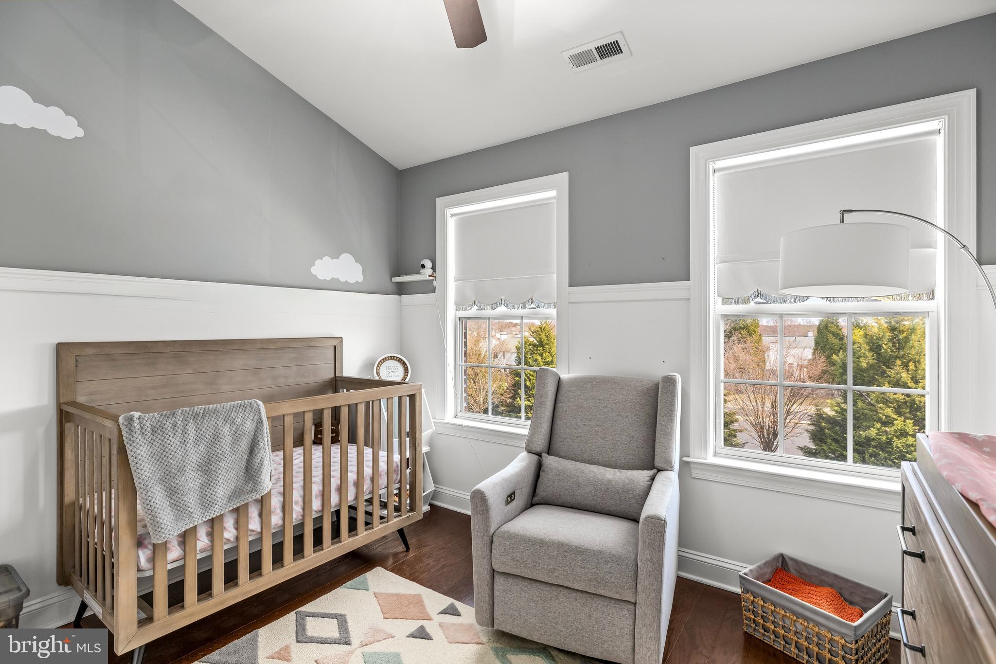 SADDLE RIDGE - Residential