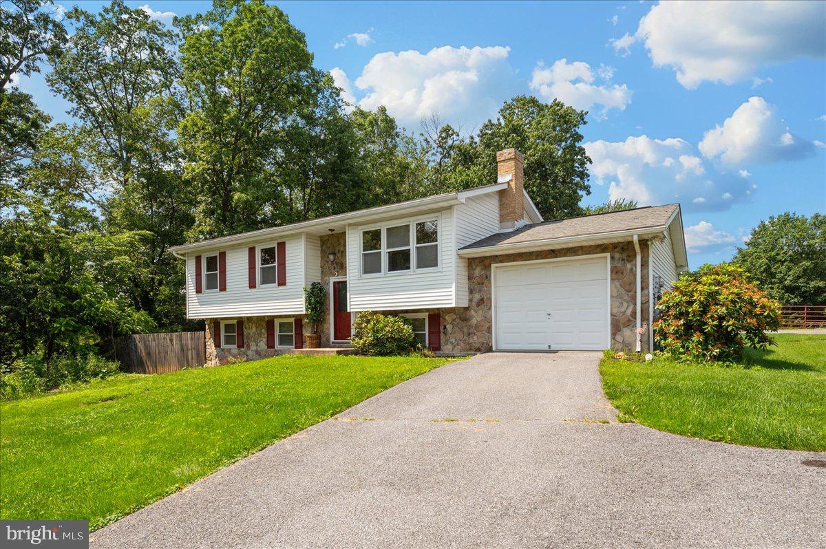 WISPERREN OAKS - Residential